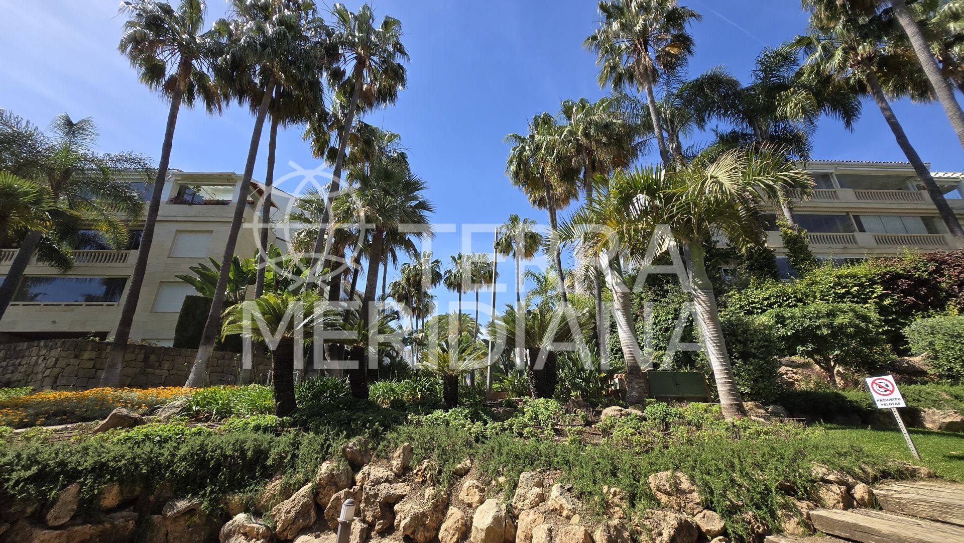 Apartment in Las Cañas Beach, Marbella