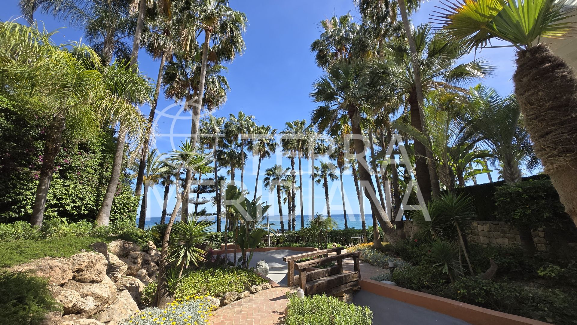 Apartment in Las Cañas Beach, Marbella
