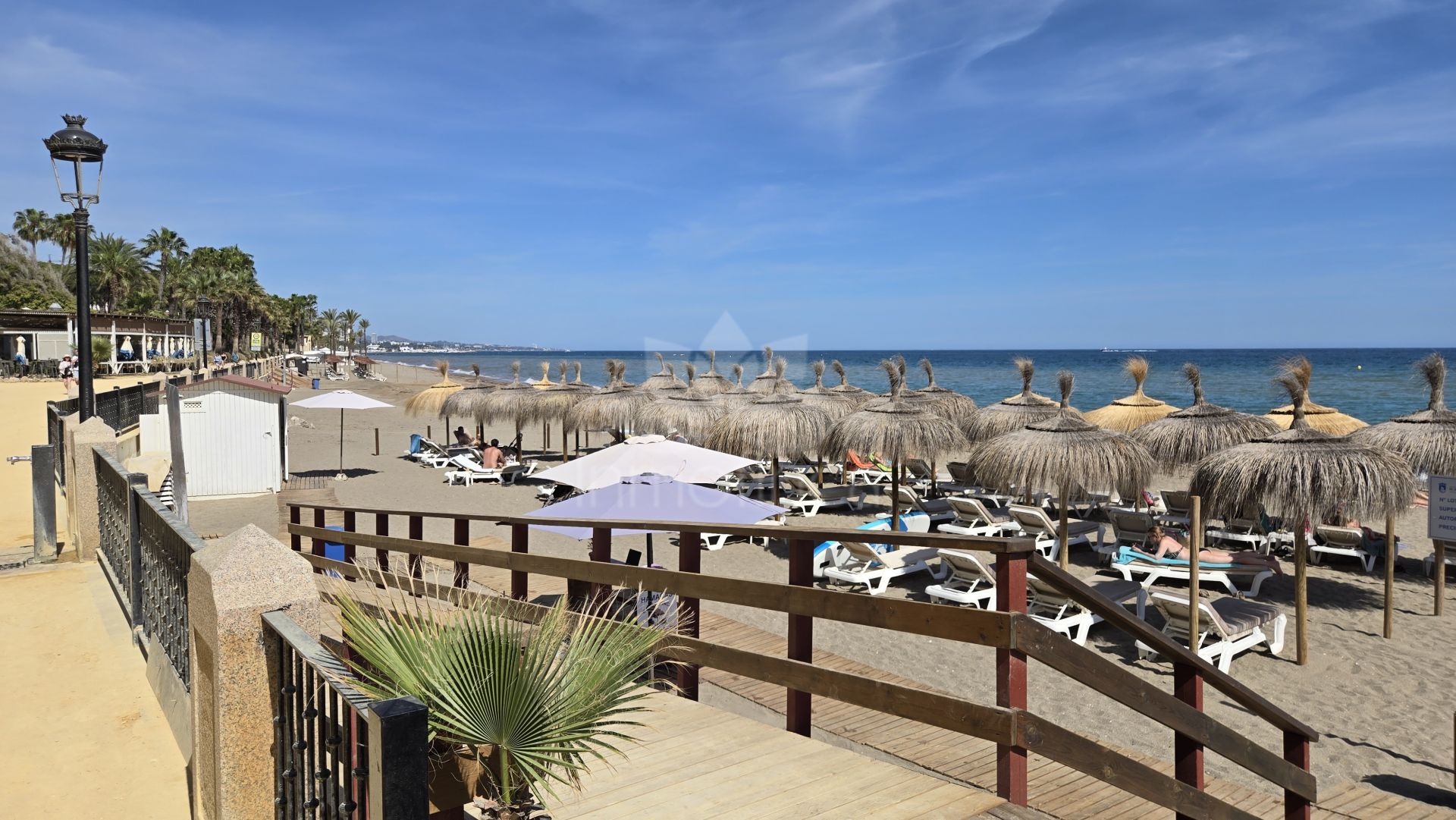 Apartamento en Las Cañas Beach, Marbella
