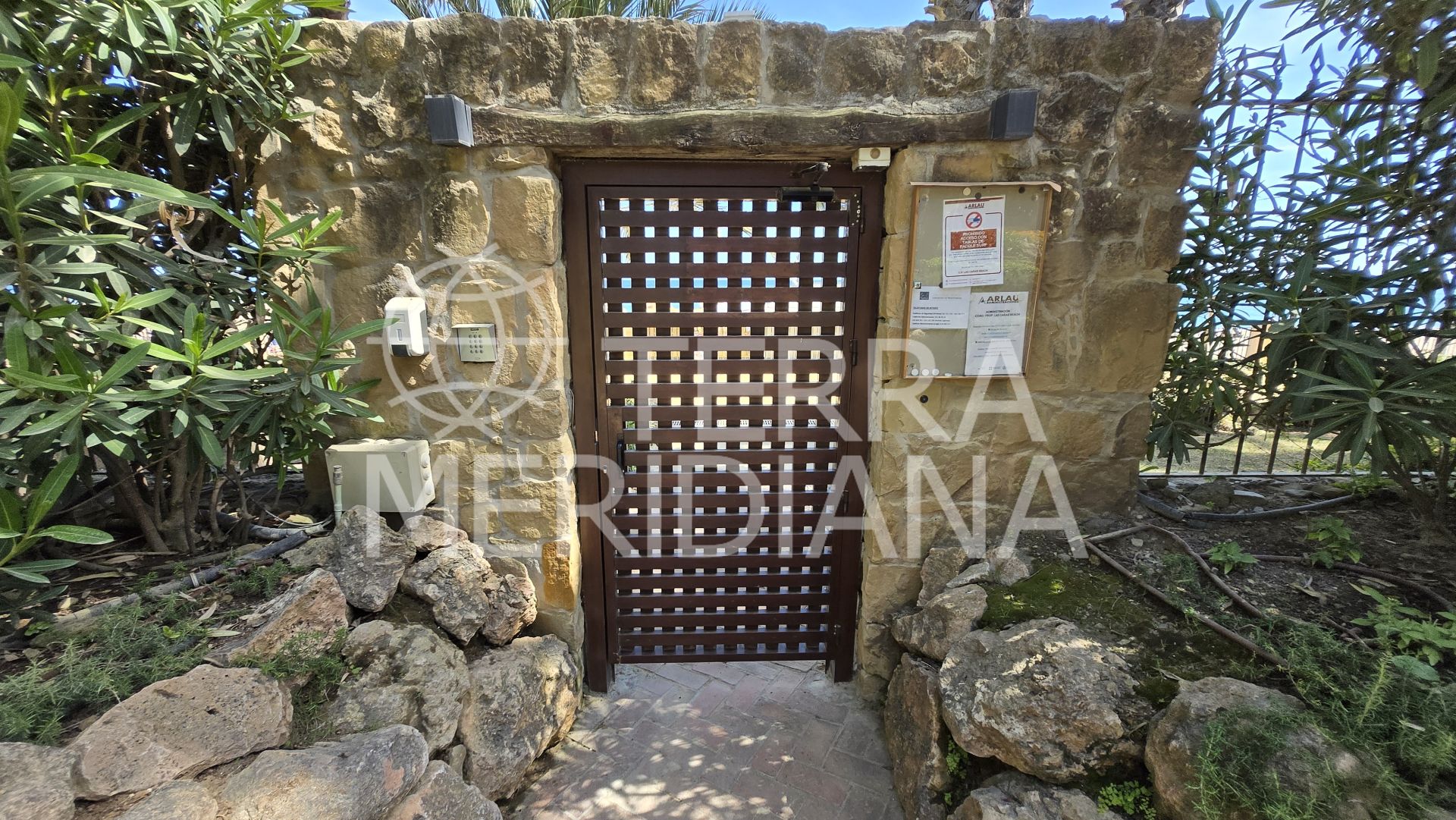 Apartment in Las Cañas Beach, Marbella