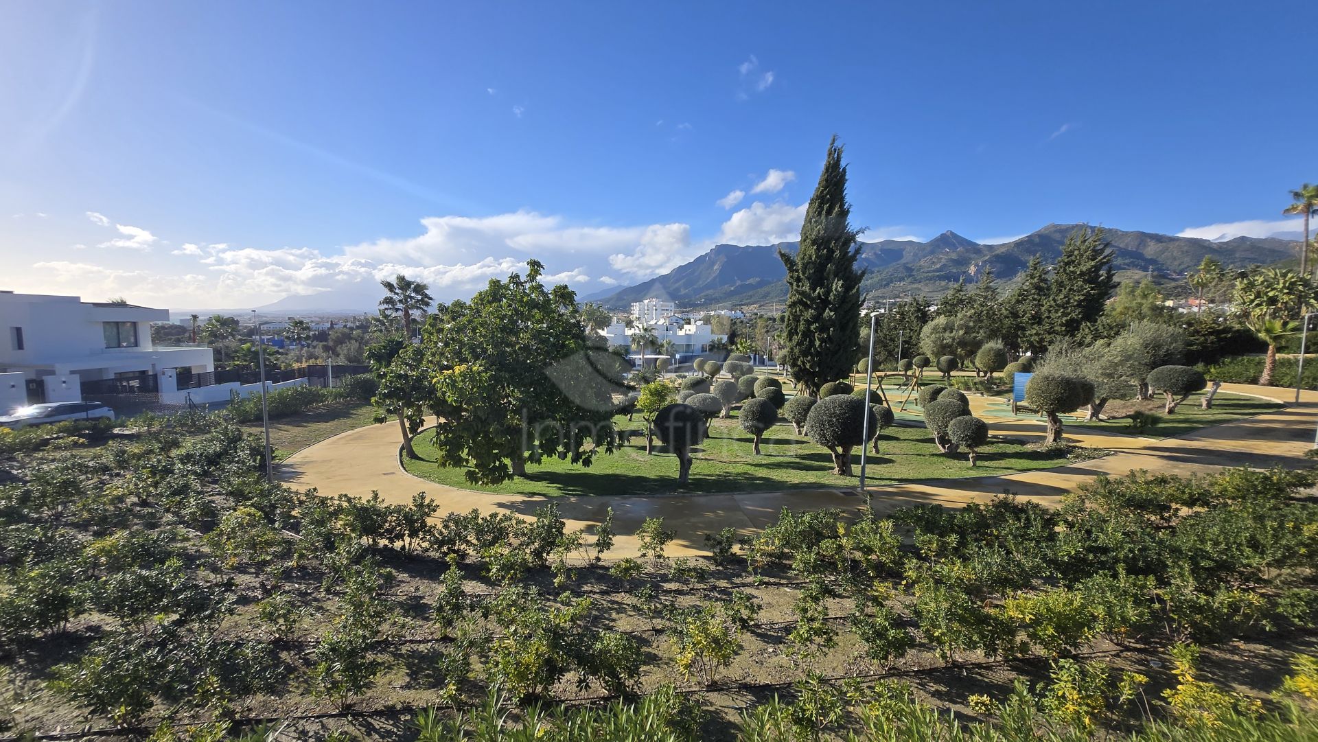 Villa in La Finca de Marbella, Marbella