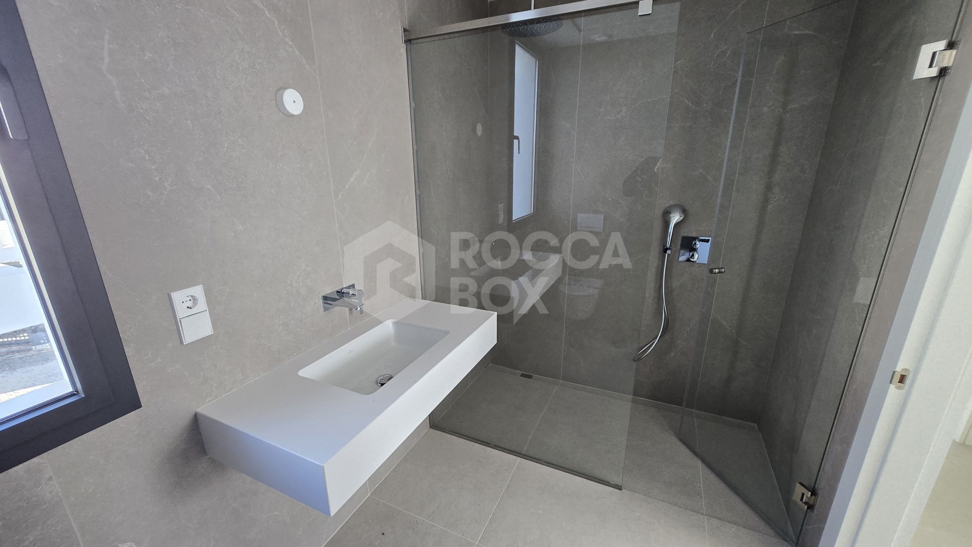 Exquisite Four-Bedroom Luxury Villa in La Finca de Marbella, Marbella East