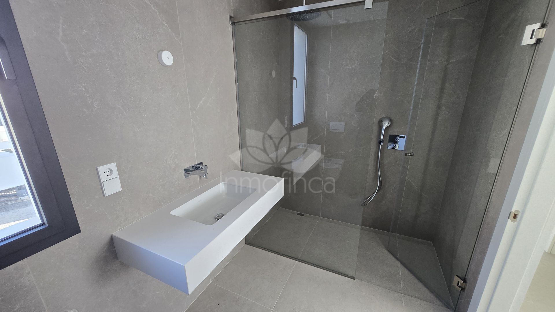 Villa in La Finca de Marbella, Marbella