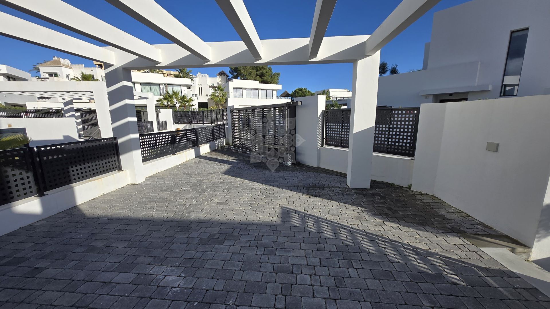 Villa in La Finca de Marbella, Marbella