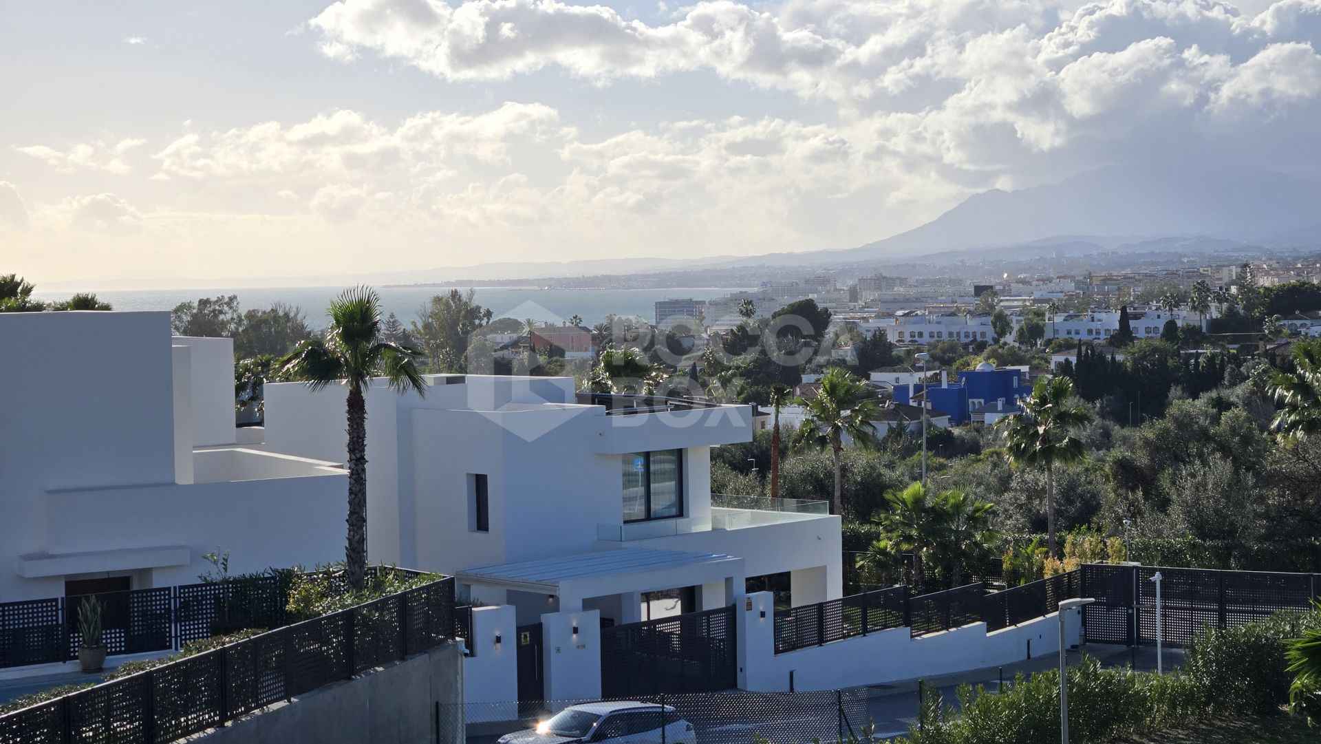 Exquisite Four-Bedroom Luxury Villa in La Finca de Marbella, Marbella East