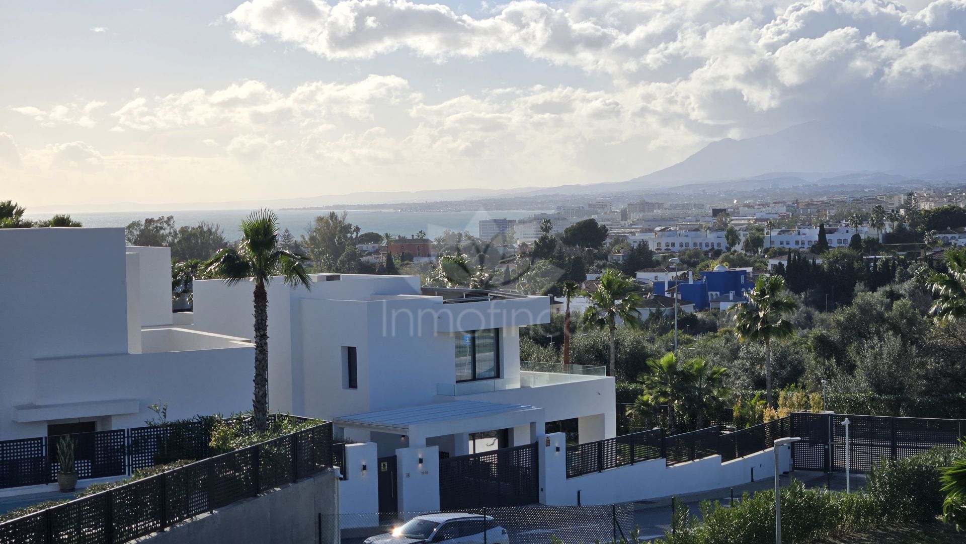 Villa in La Finca de Marbella, Marbella