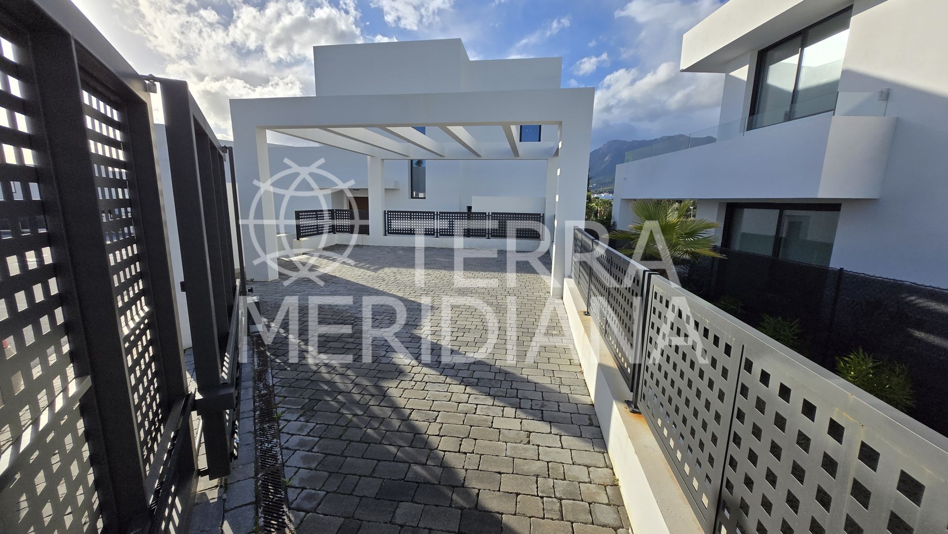 Villa in La Finca de Marbella, Marbella