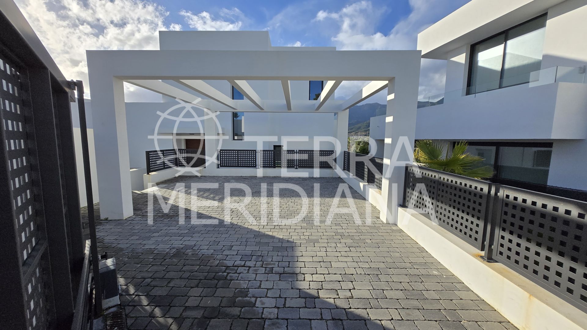 Villa in La Finca de Marbella, Marbella