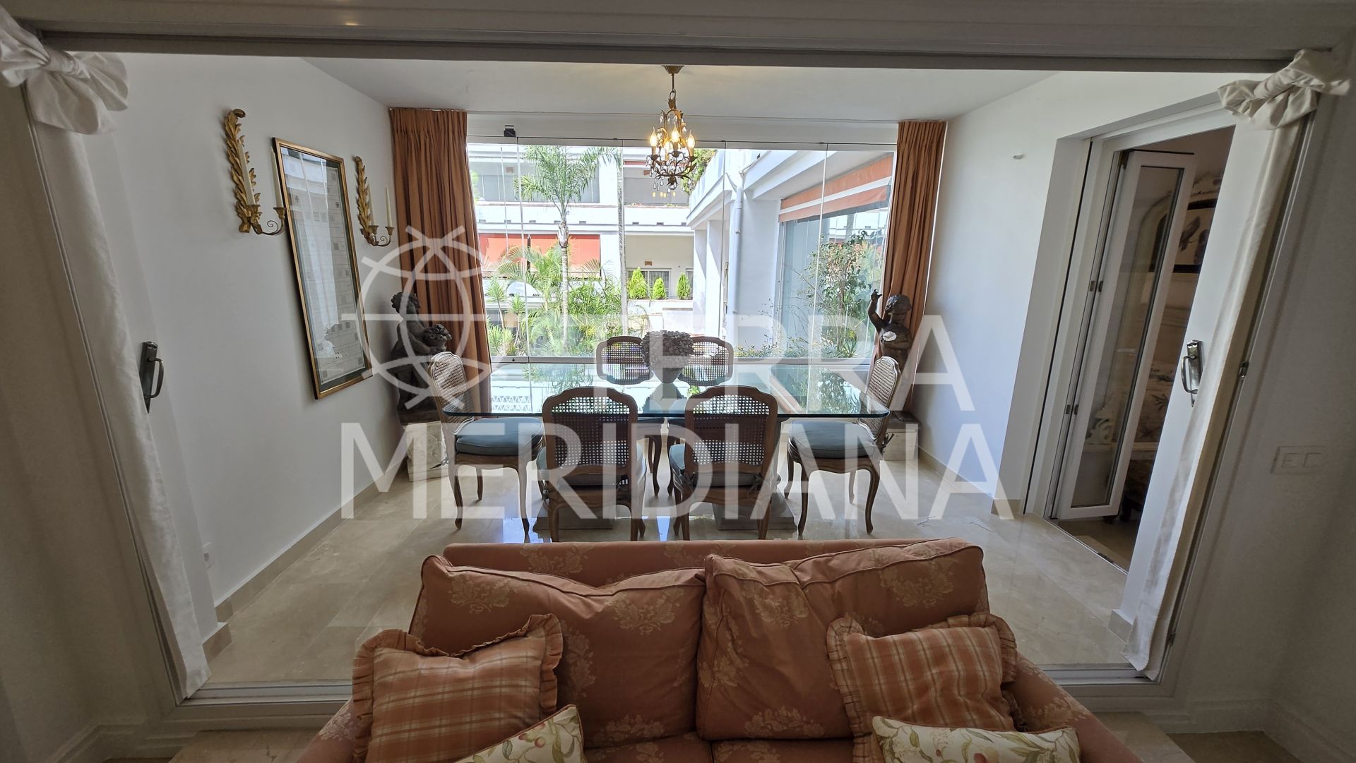 Apartment in Las Cañas Beach, Marbella