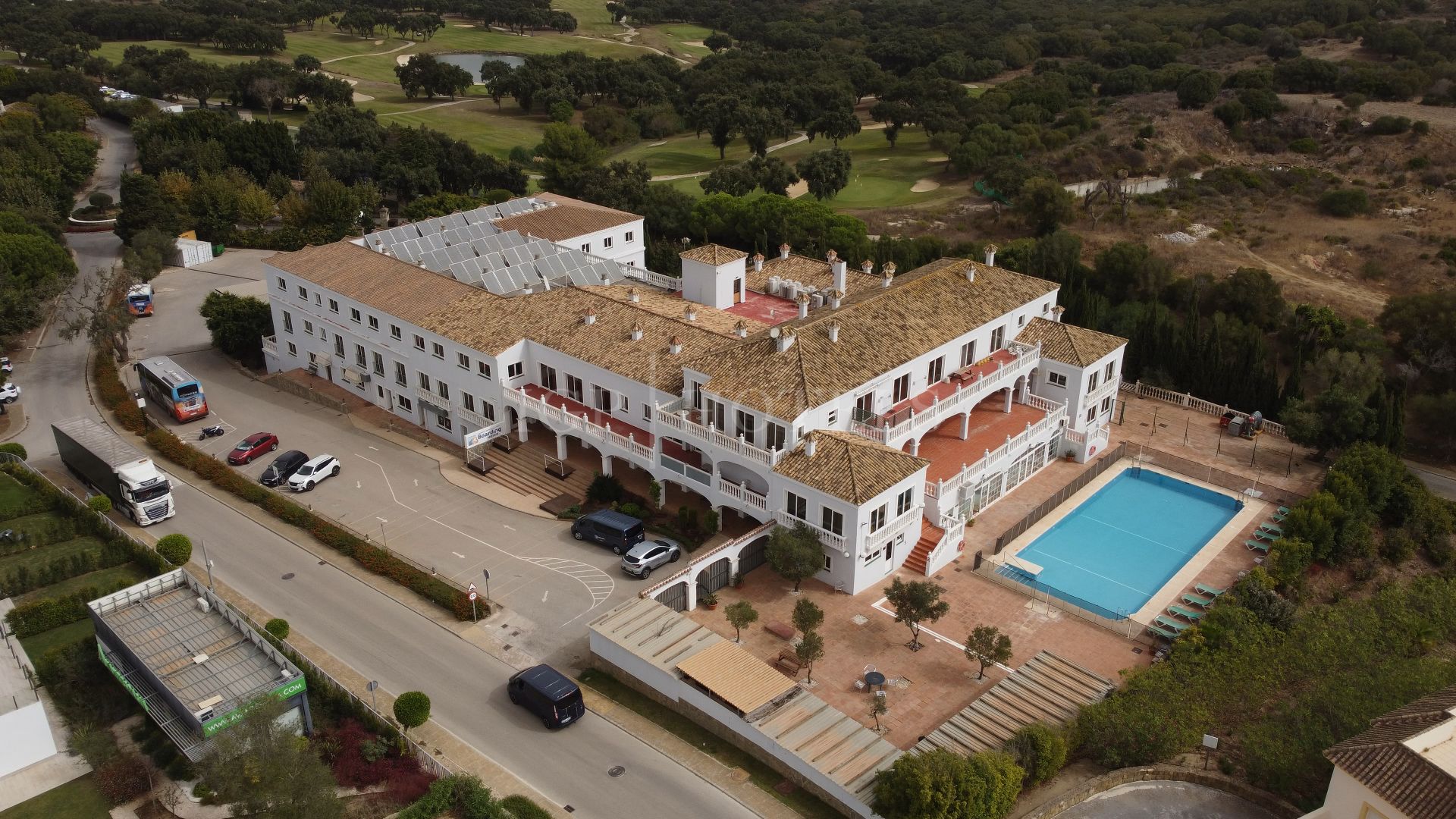Hotel for sale in San Roque Club