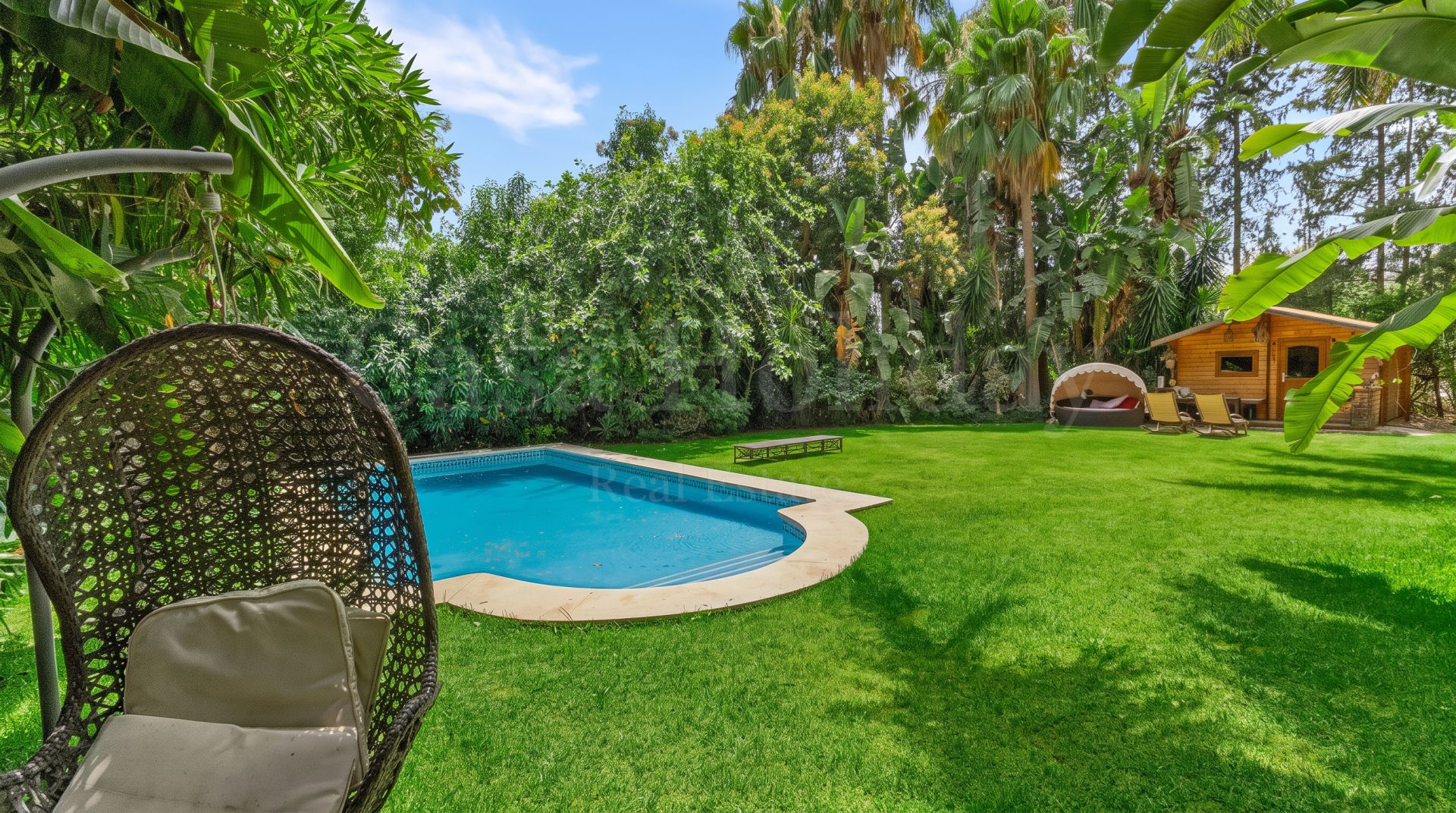 Villa in Nueva Andalucia, Marbella