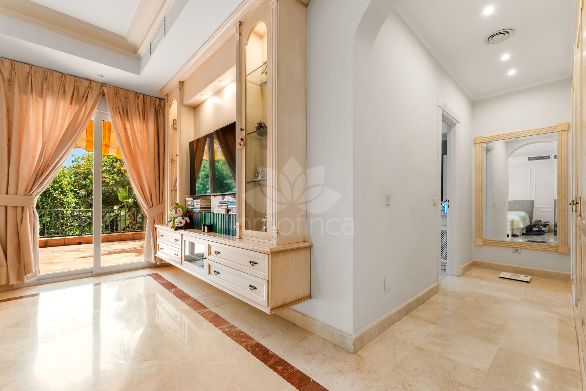 Villa in Nueva Andalucia, Marbella