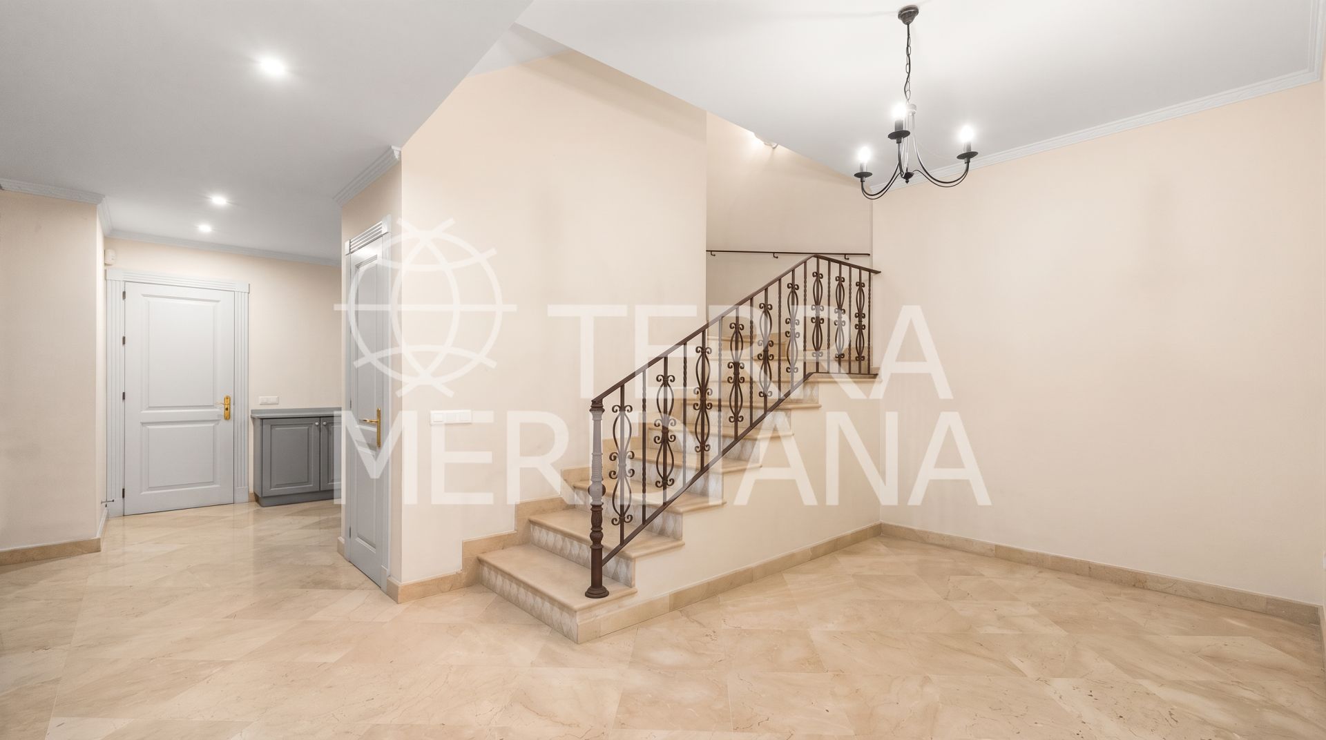 Villa in Nueva Andalucia, Marbella