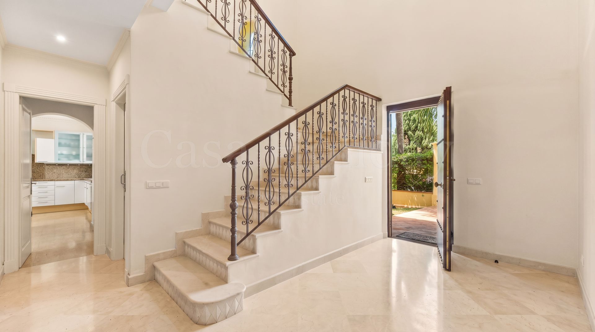 Villa in Nueva Andalucia, Marbella