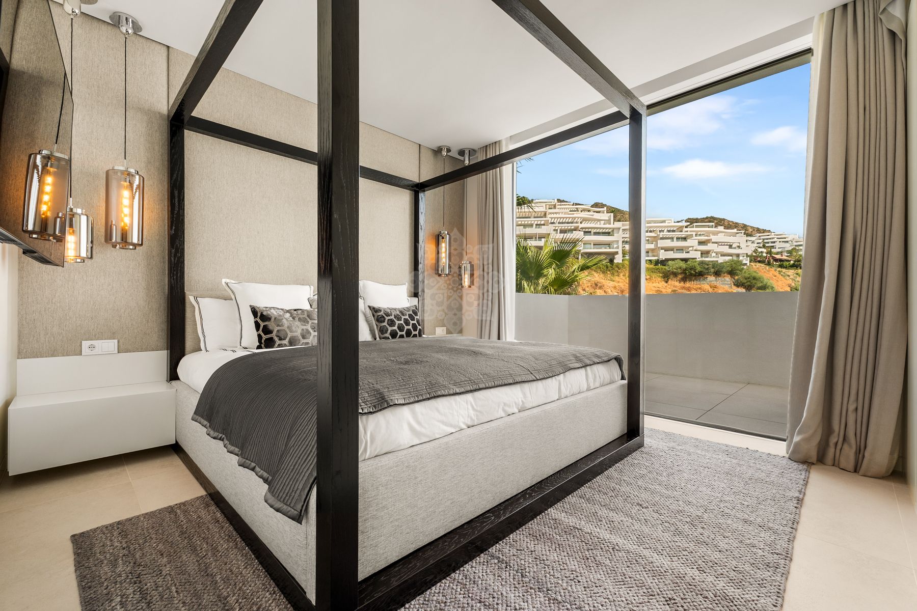 Atico Duplex en Palo Alto, Ojen