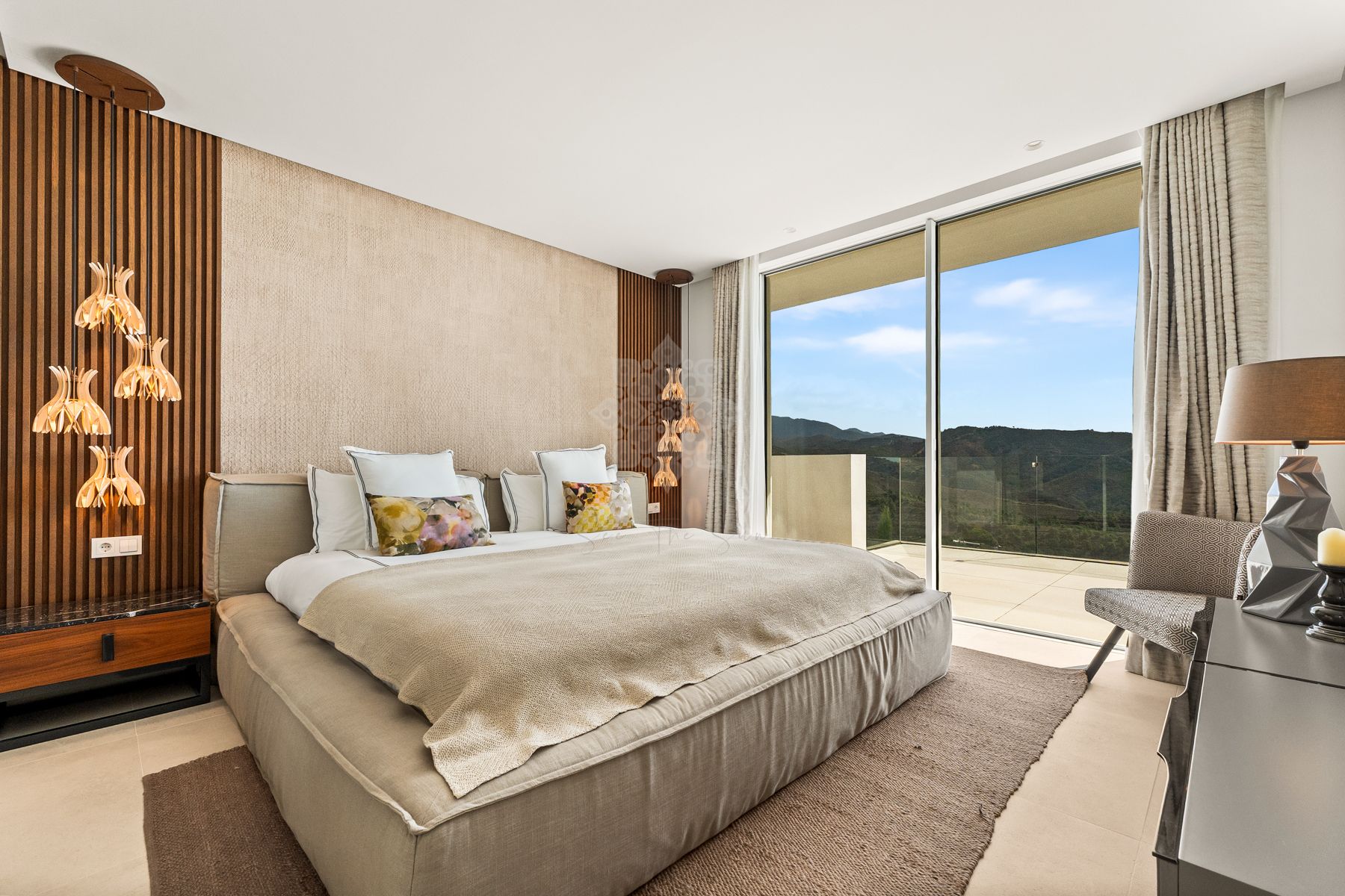 Atico Duplex en Palo Alto, Ojen