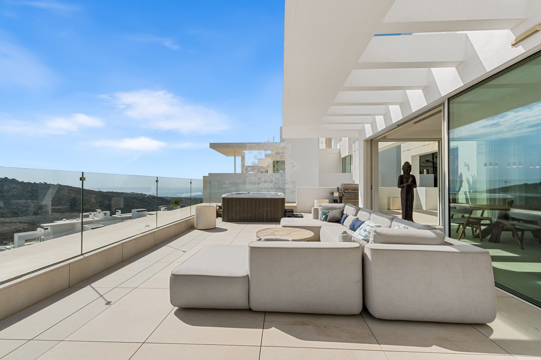 Atico Duplex en Palo Alto, Ojen