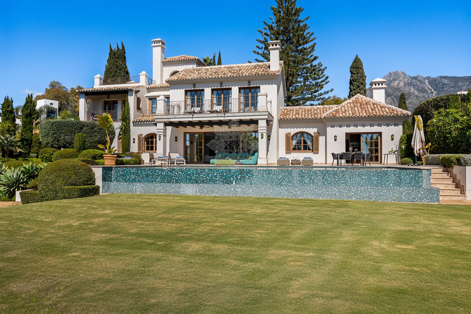 Villa en La Carolina, Marbella
