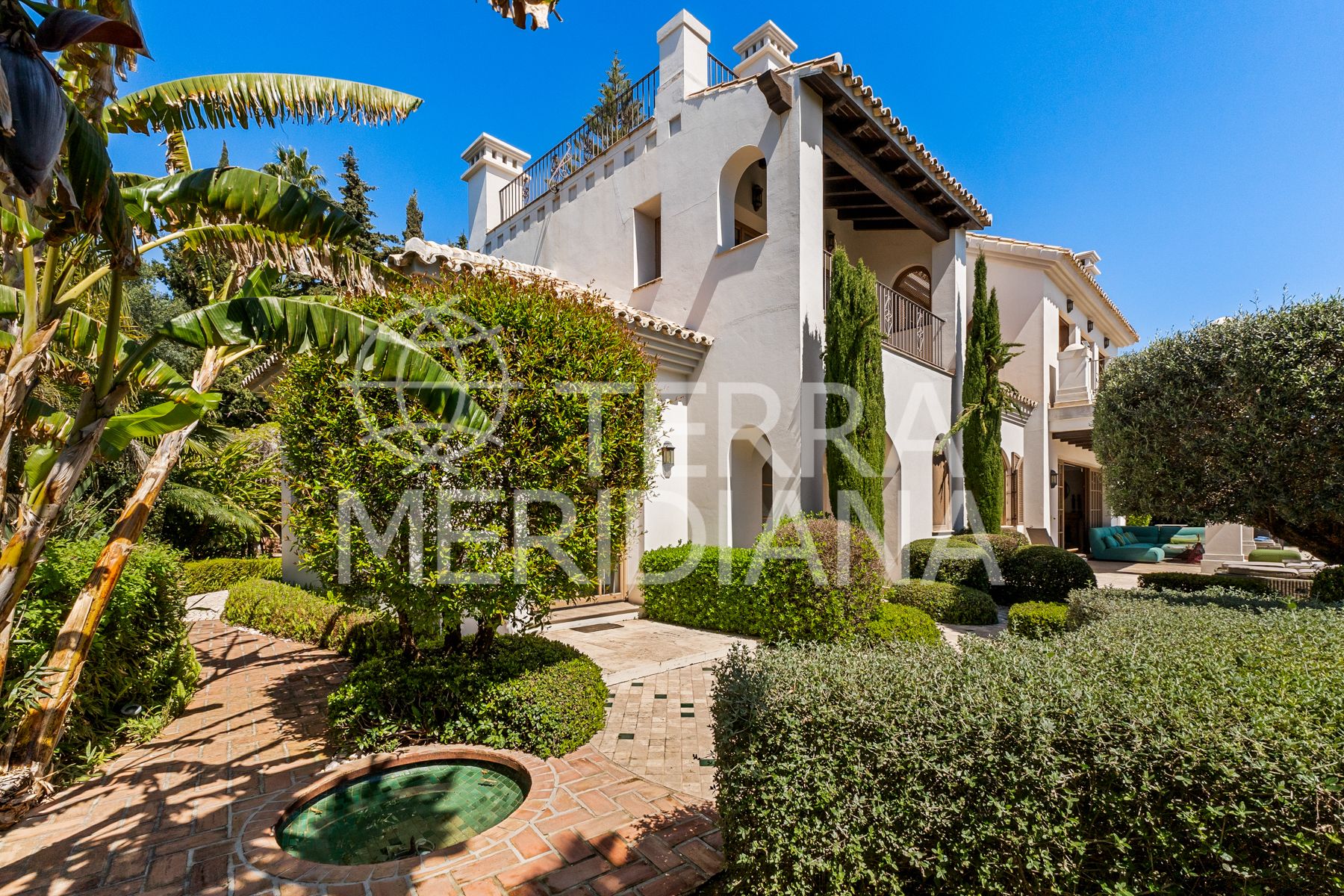Villa in La Carolina, Marbella