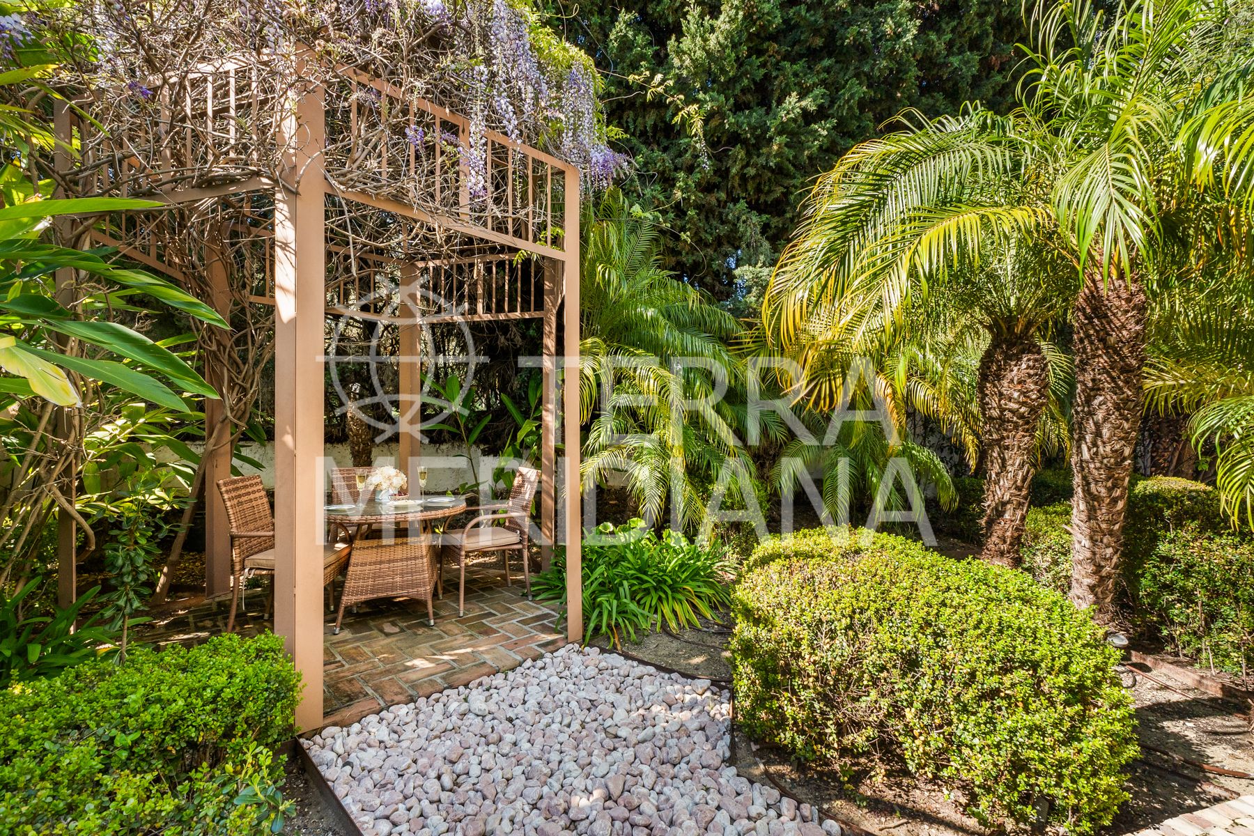 Villa in La Carolina, Marbella