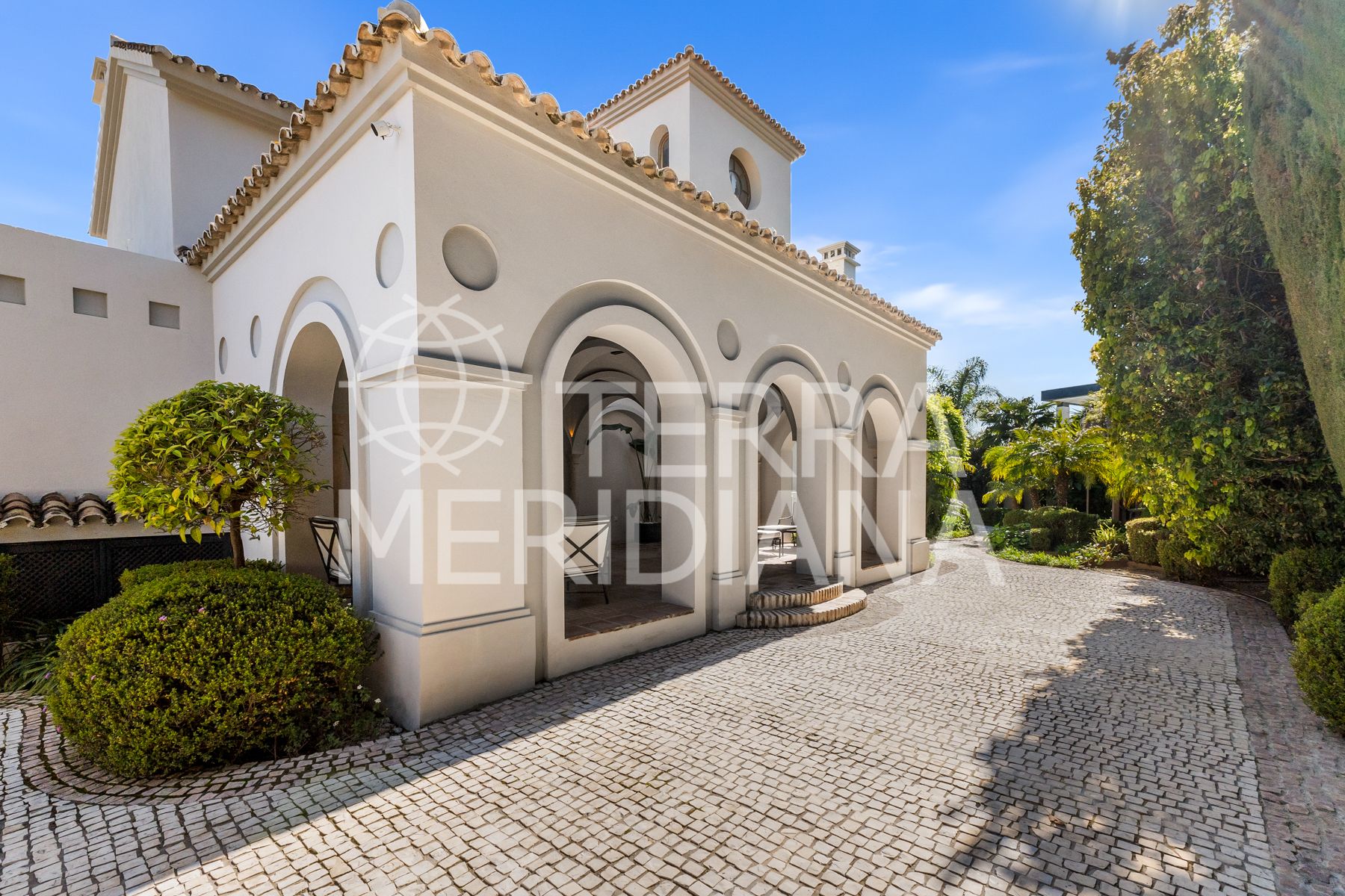 Villa in La Carolina, Marbella