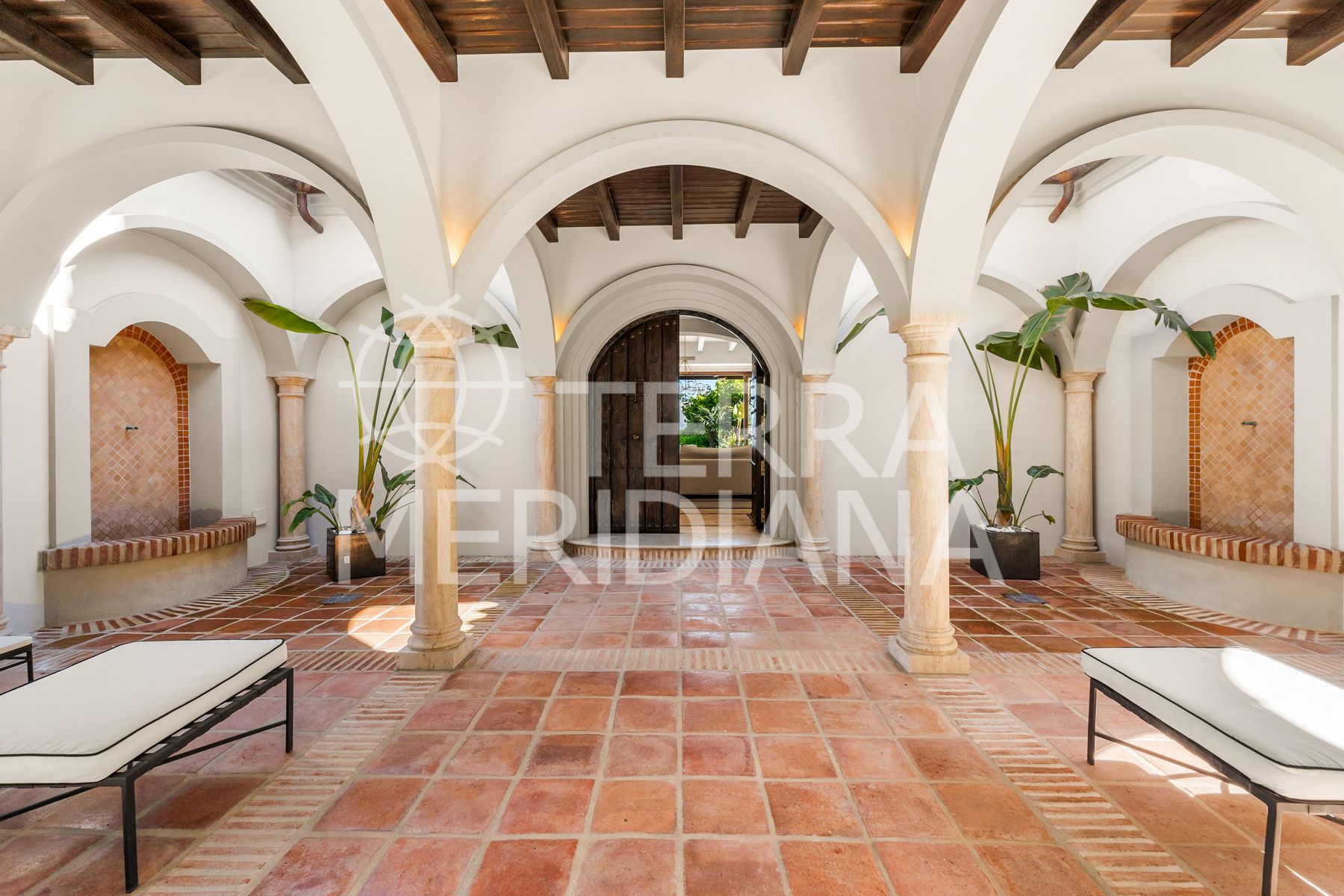 Villa in La Carolina, Marbella