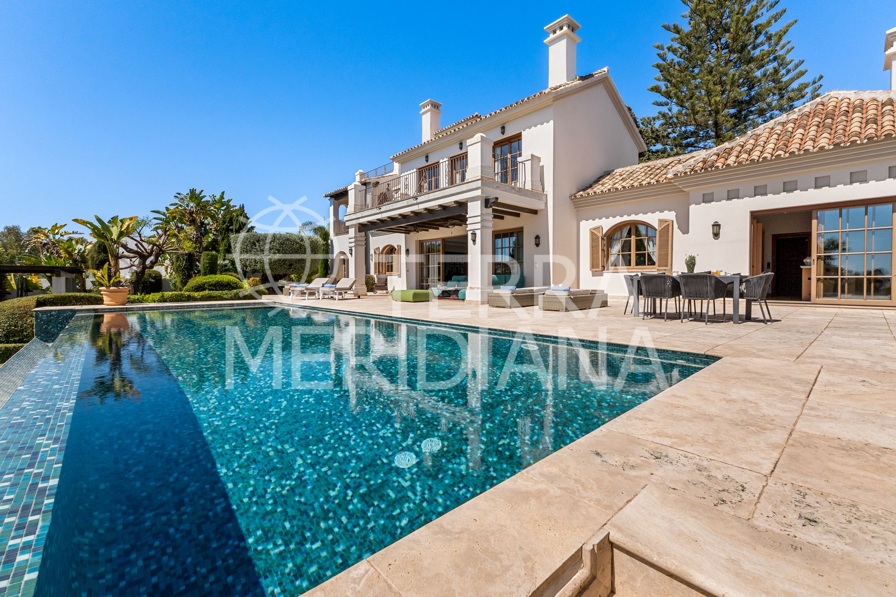 Villa in La Carolina, Marbella