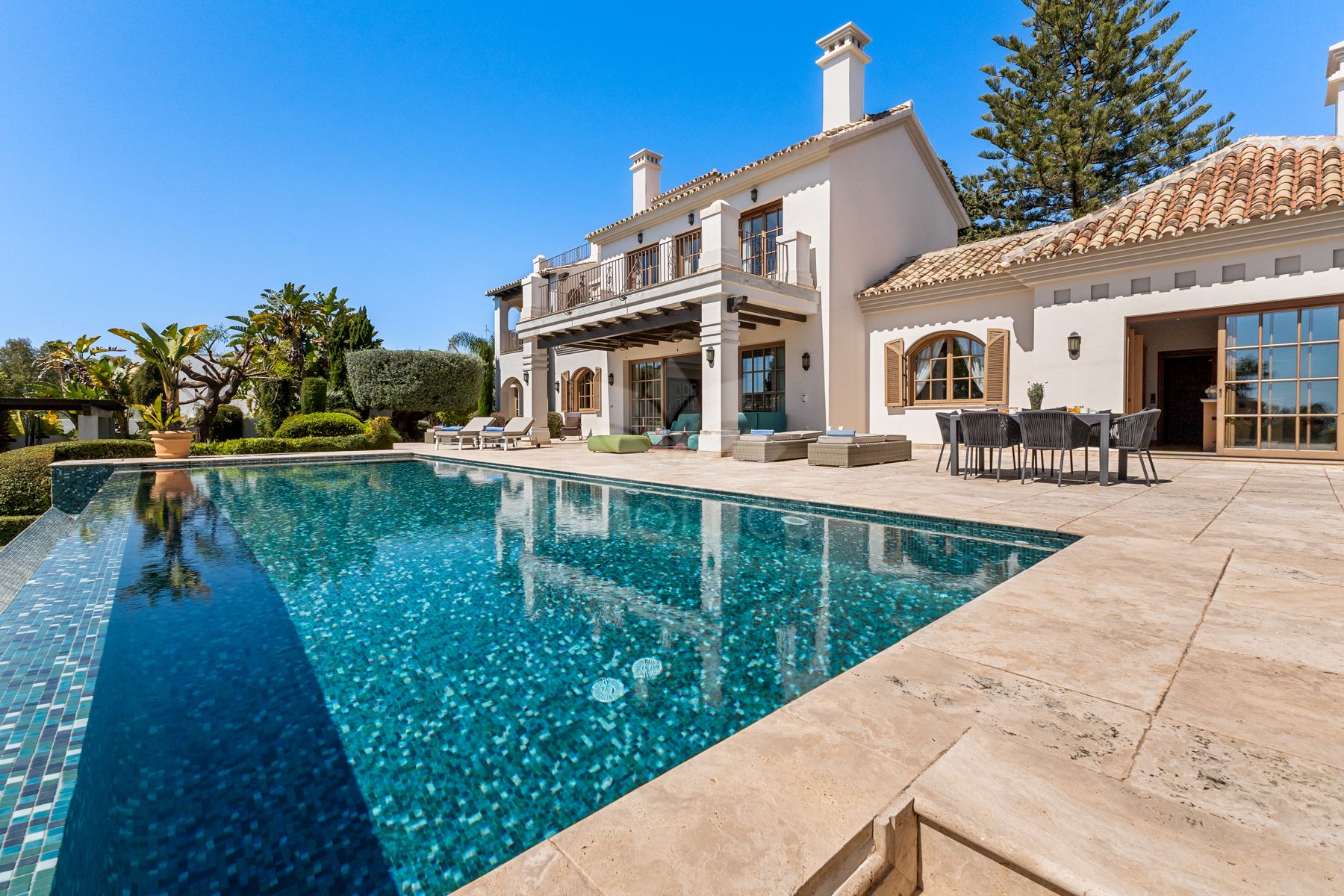 Villa in La Carolina, Marbella
