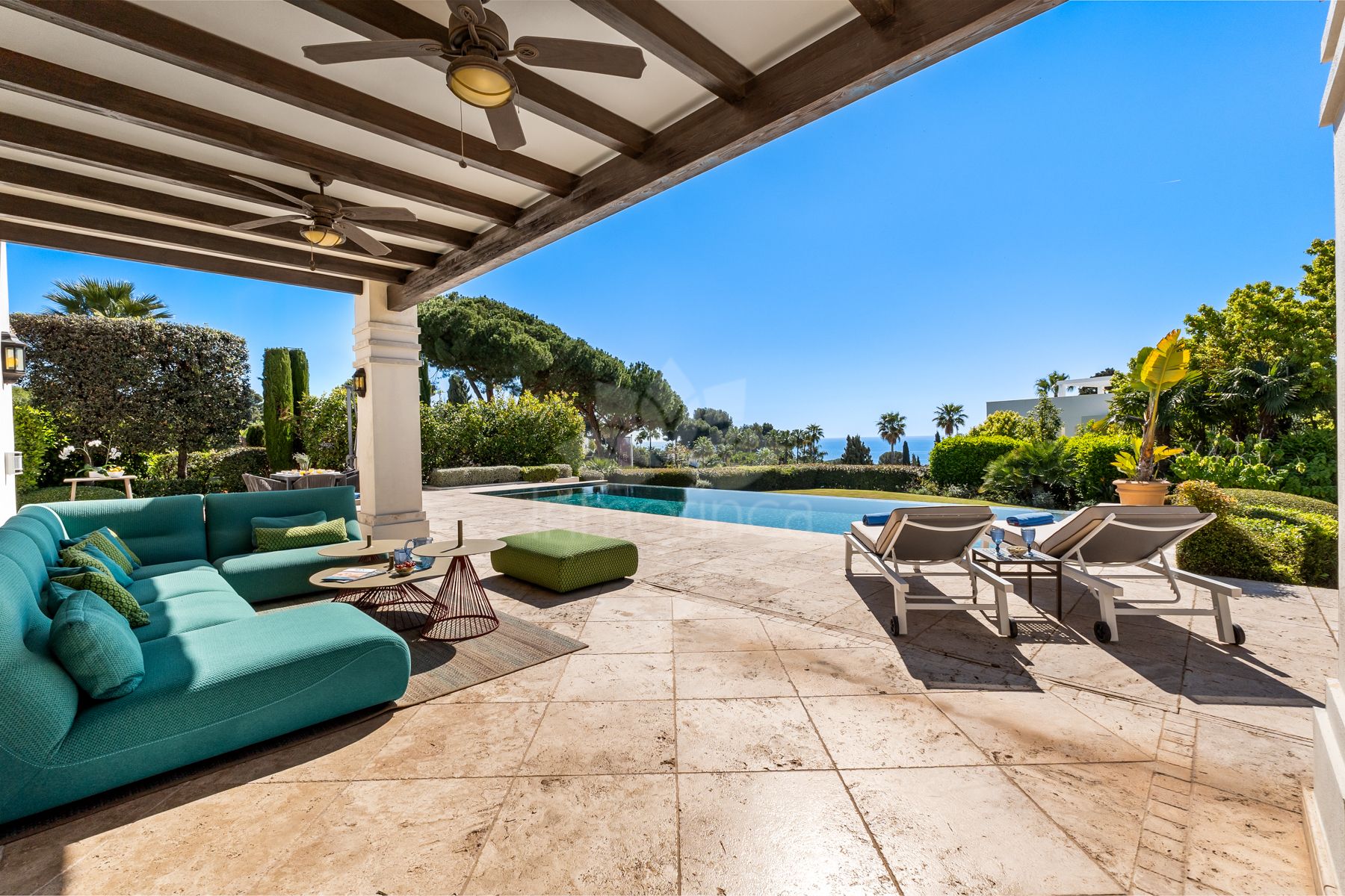 Villa in La Carolina, Marbella