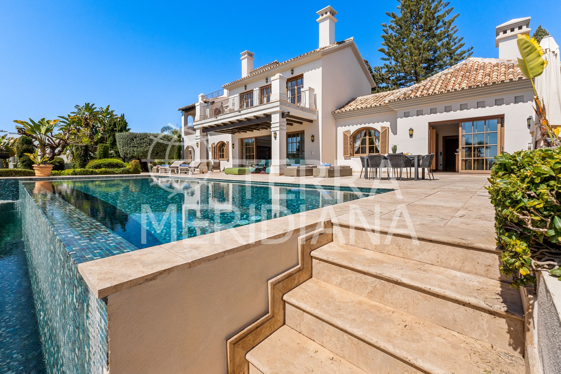 Villa in La Carolina, Marbella