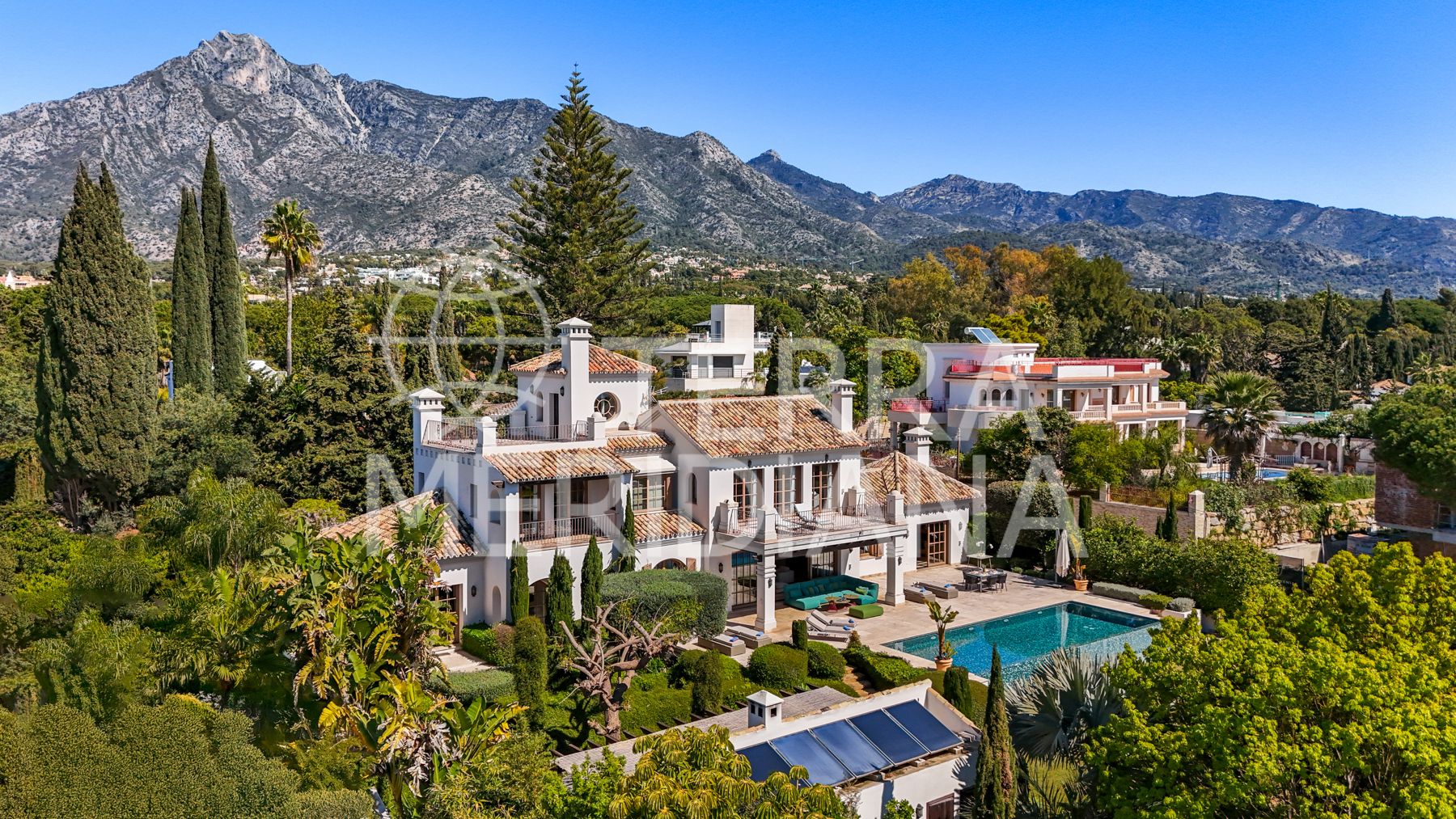 Villa in La Carolina, Marbella