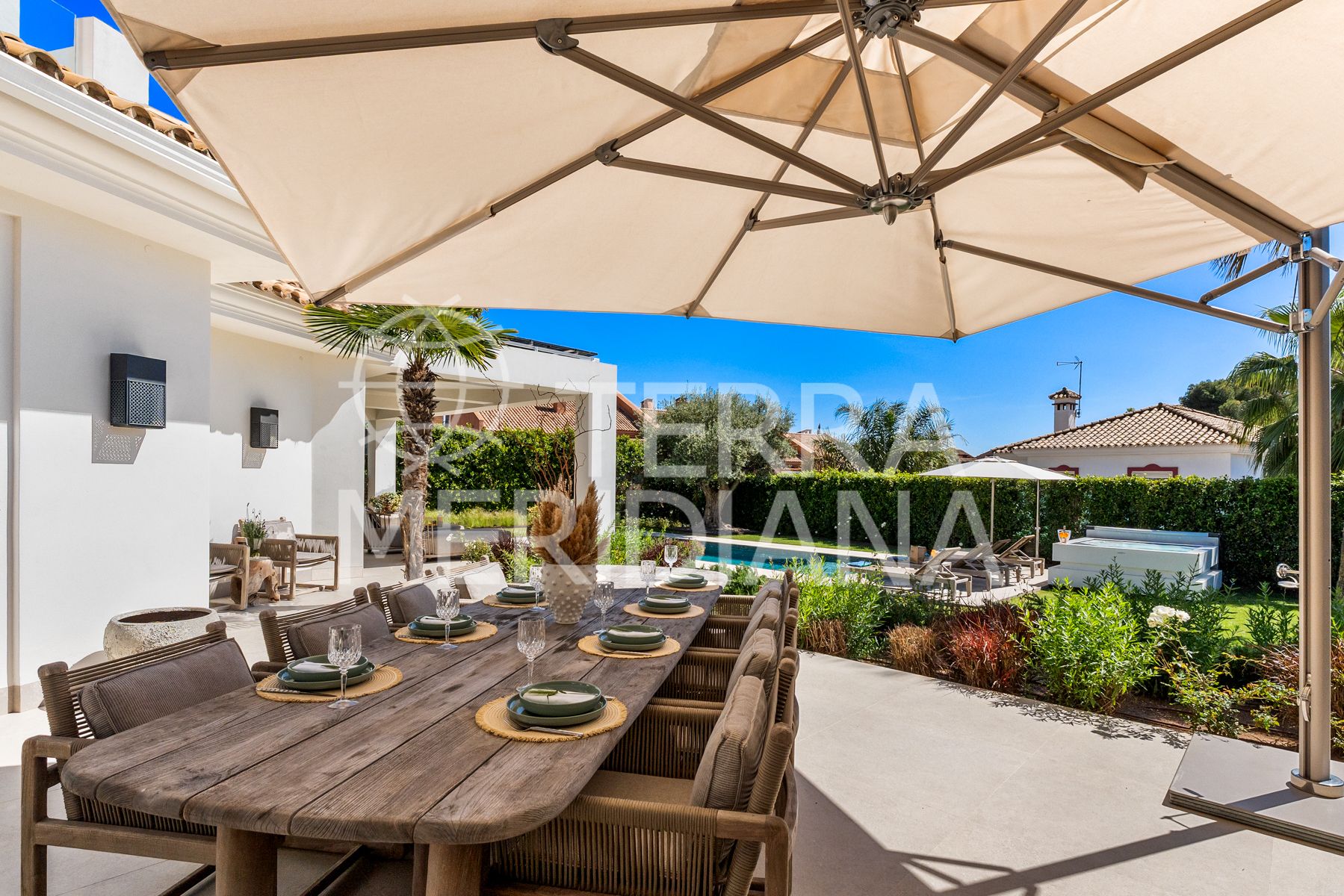Villa in Los Monteros Playa, Marbella