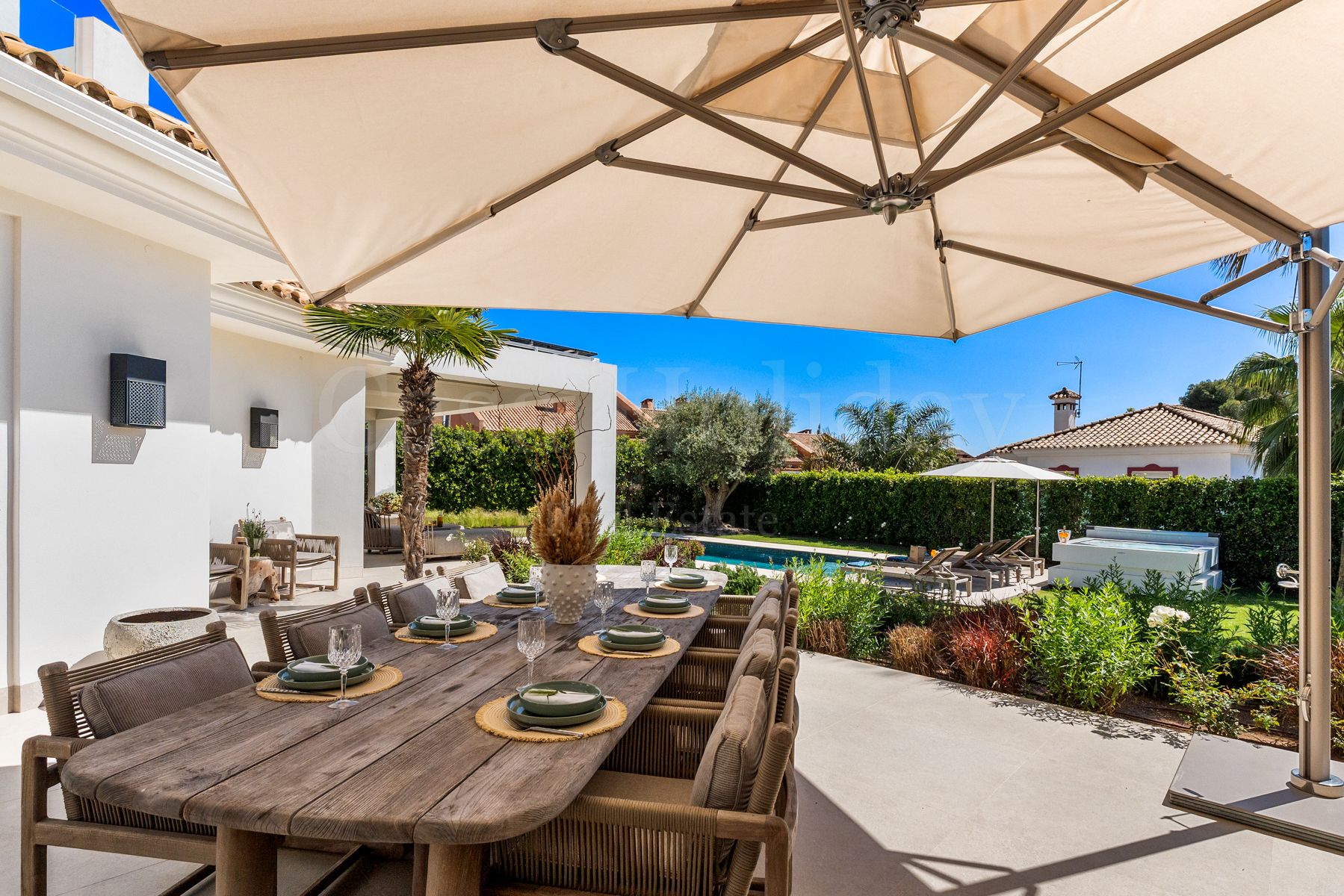 Villa en Los Monteros Playa, Marbella