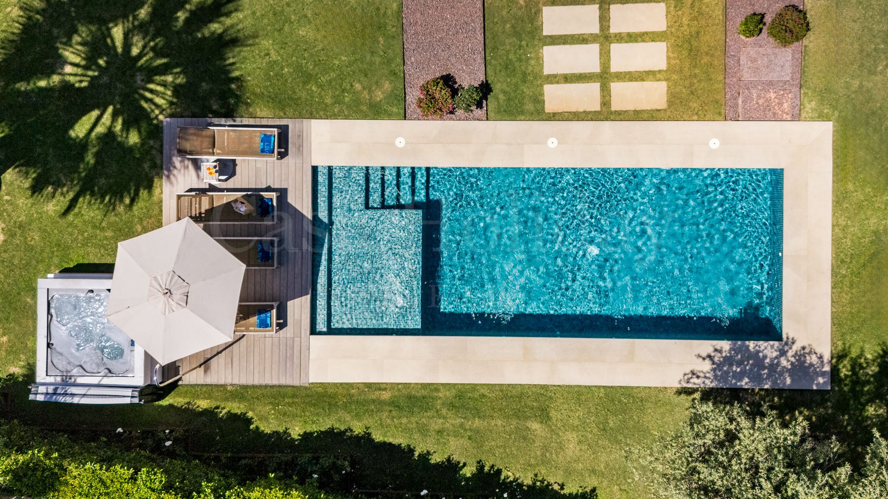 Villa en Los Monteros Playa, Marbella