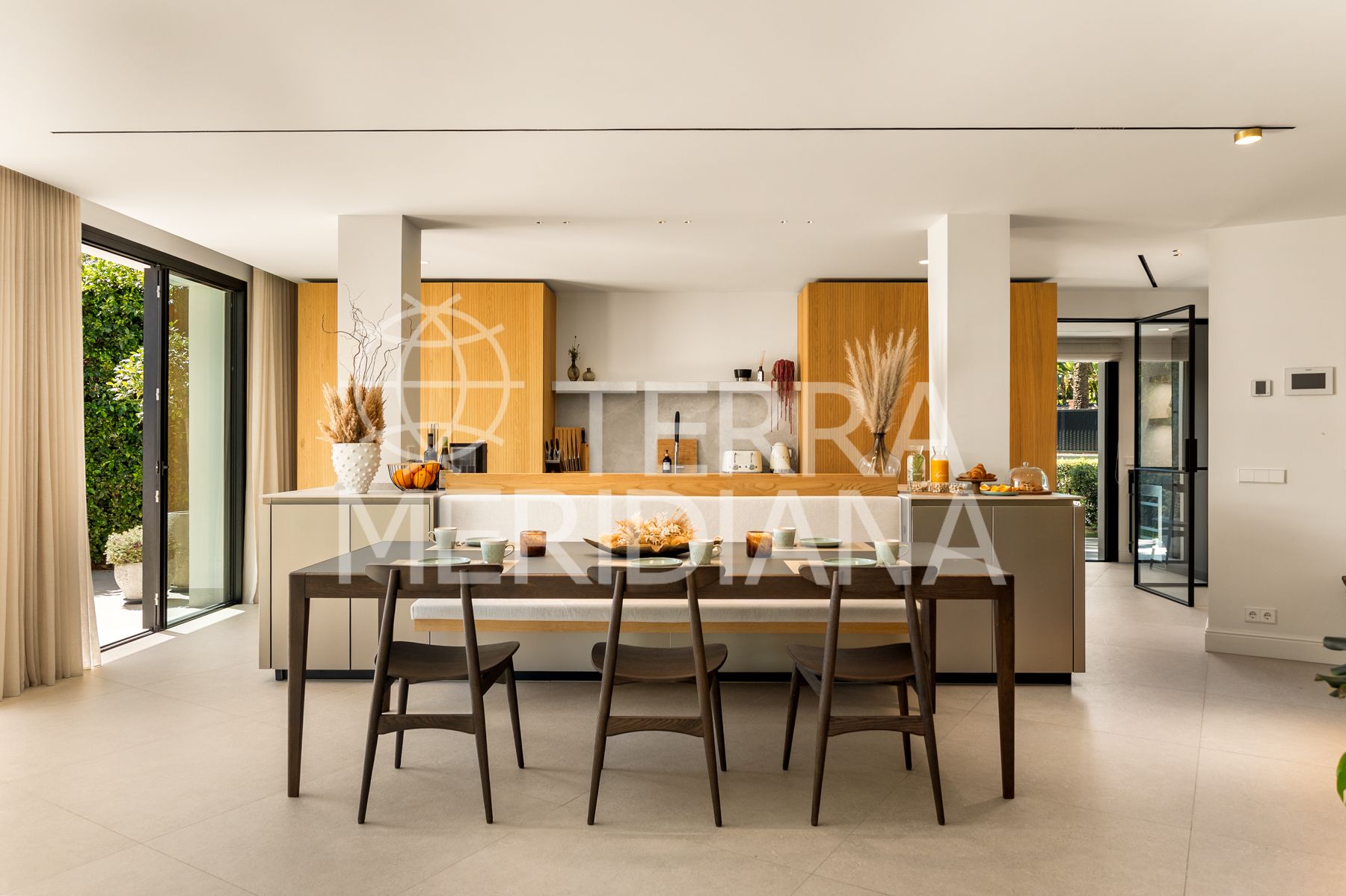 Villa in Los Monteros Playa, Marbella