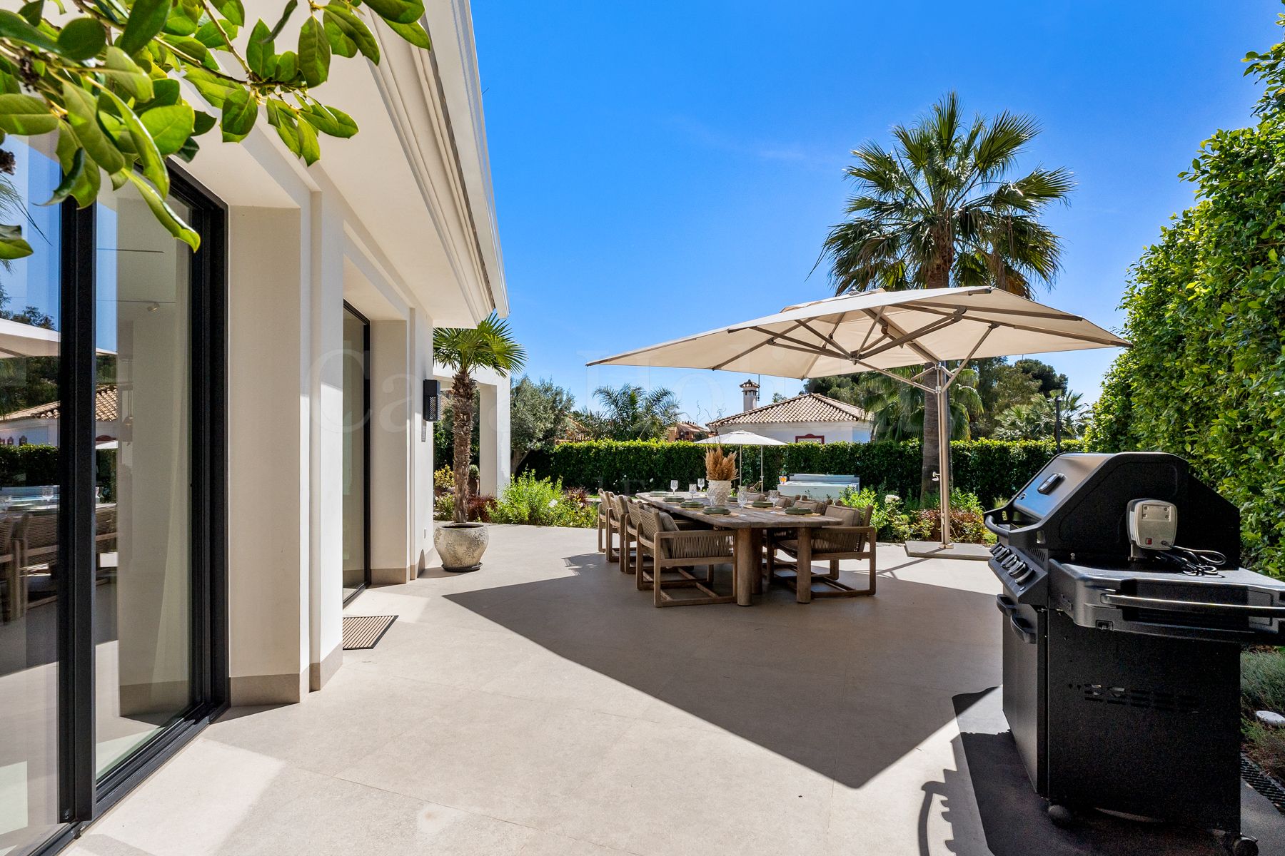 Villa en Los Monteros Playa, Marbella