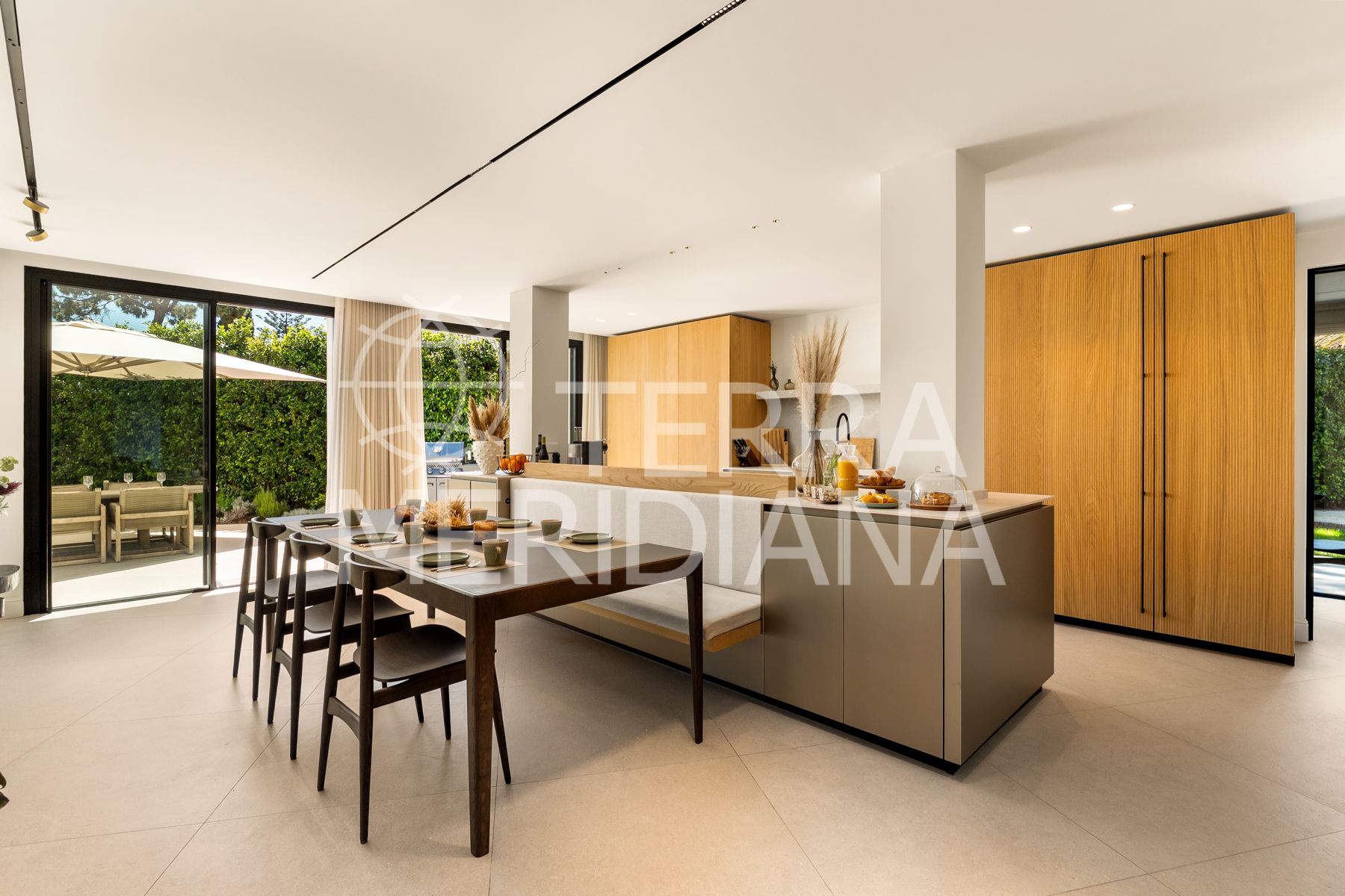 Villa in Los Monteros Playa, Marbella