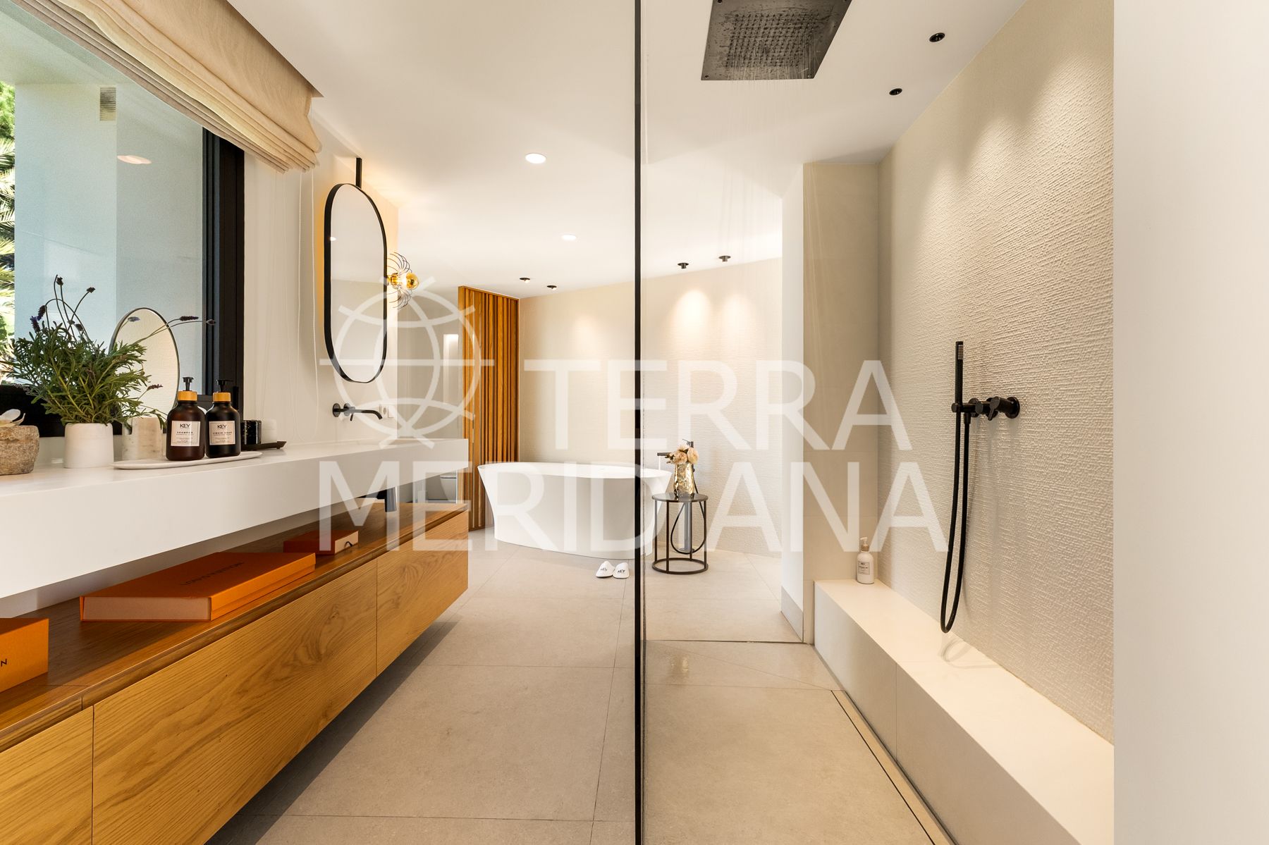 Villa in Los Monteros Playa, Marbella