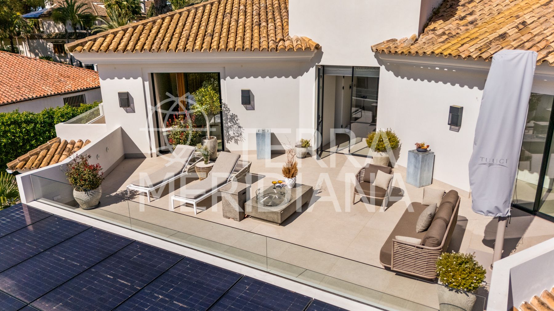 Villa in Los Monteros Playa, Marbella