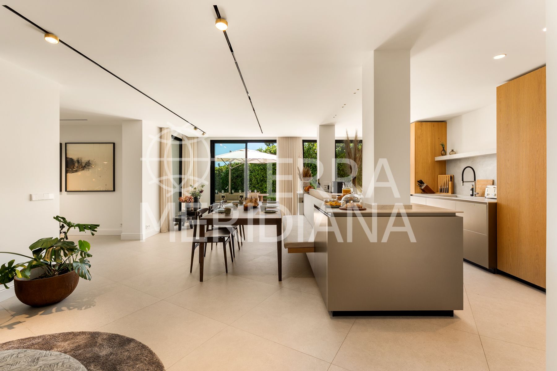 Villa in Los Monteros Playa, Marbella