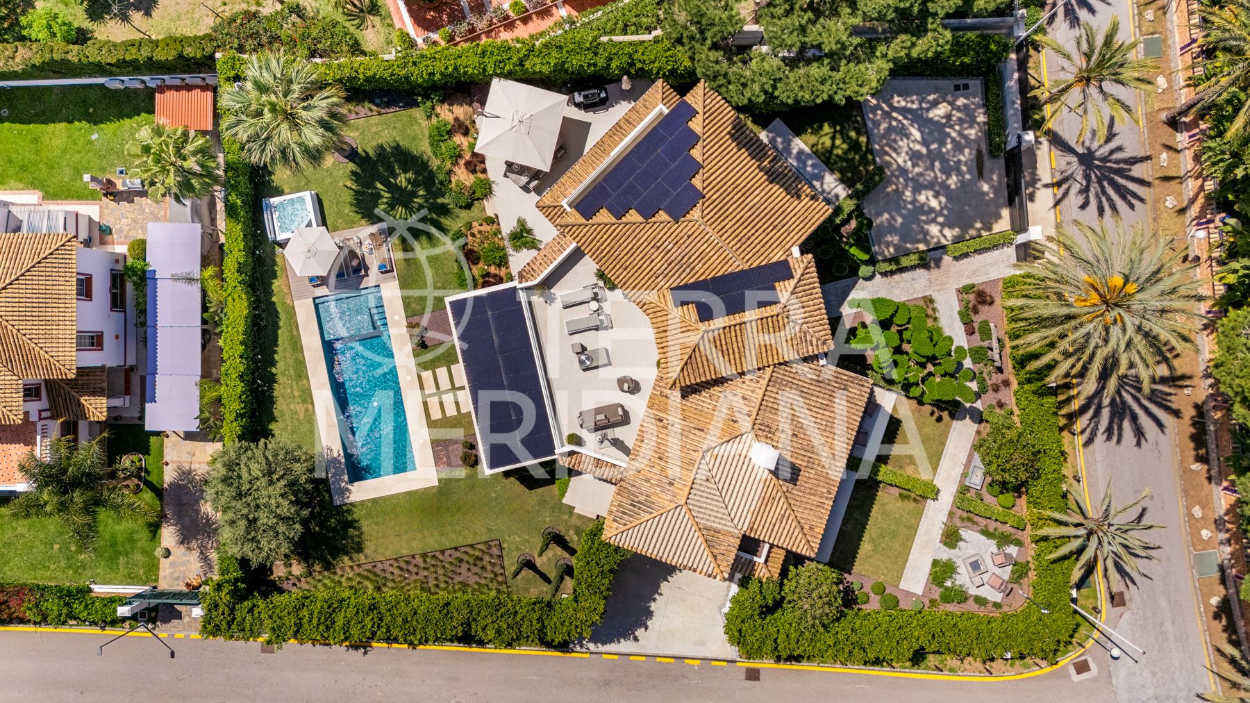 Villa in Los Monteros Playa, Marbella