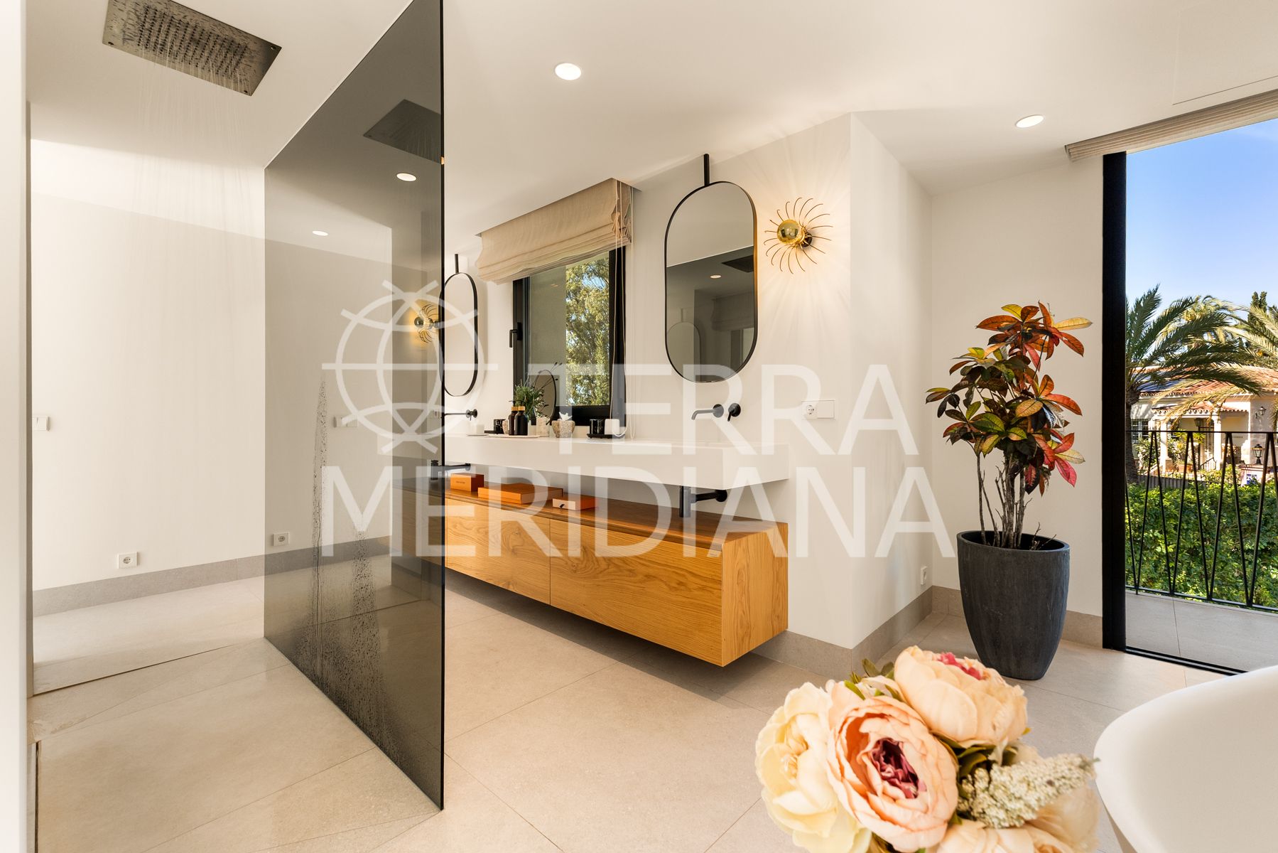 Villa in Los Monteros Playa, Marbella