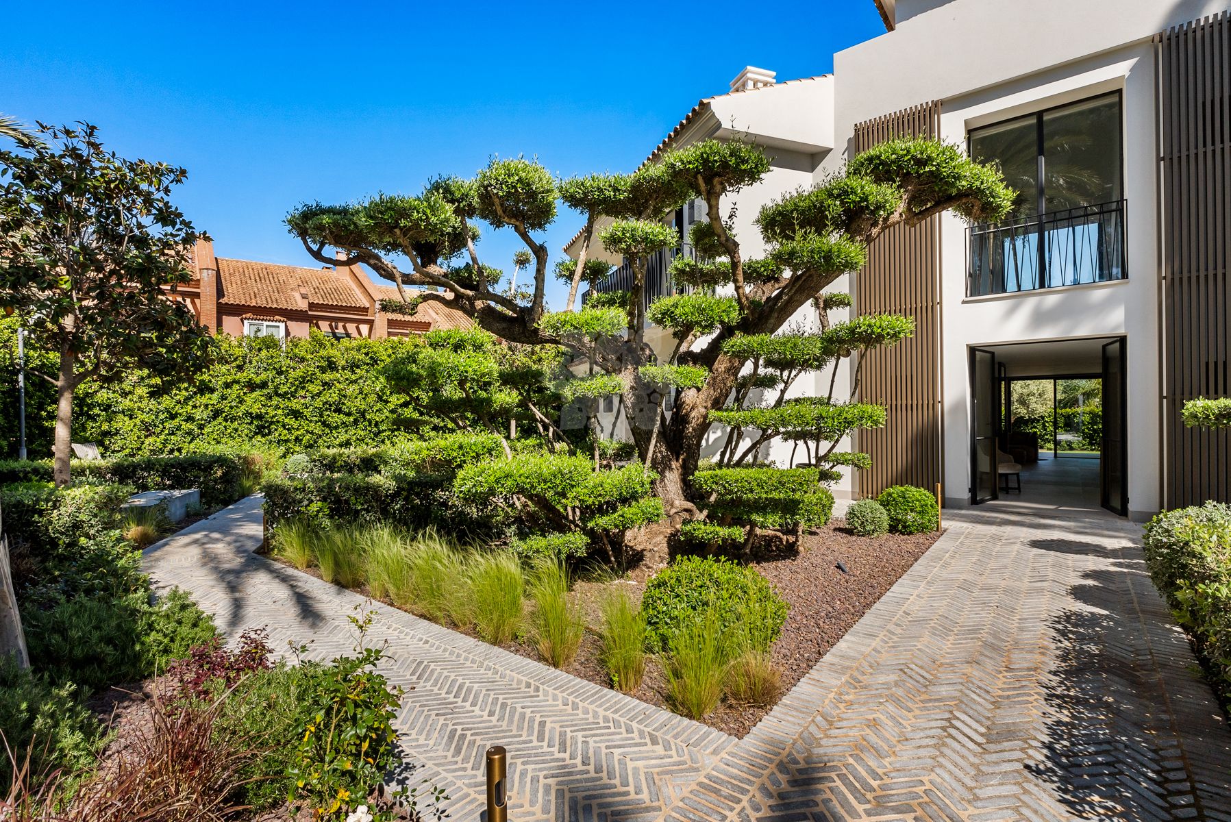 Villa en Los Monteros Playa, Marbella
