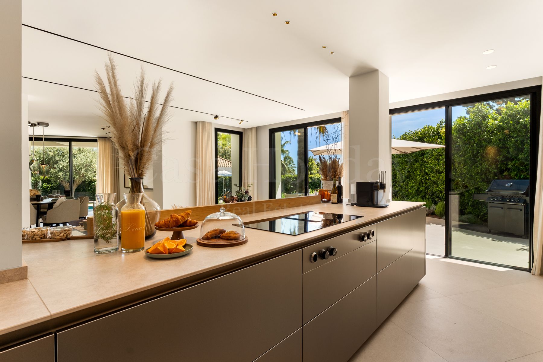 Villa en Los Monteros Playa, Marbella