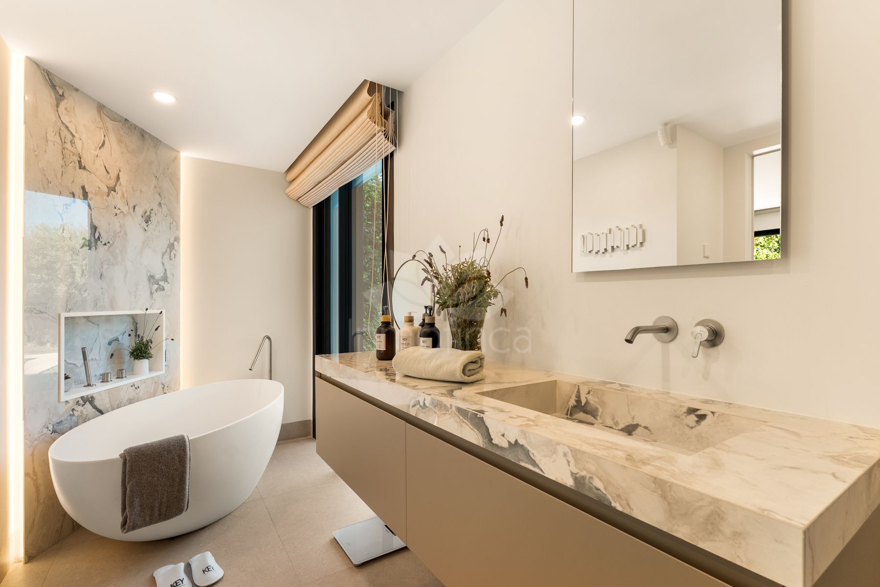 Villa in Los Monteros Playa, Marbella
