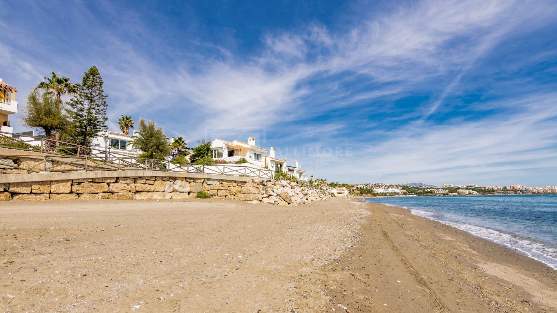 Villa en venta en Arena Beach, Estepona