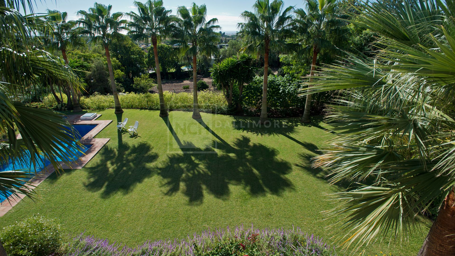 CLASSIC 10 BEDROOM VILLA IN LA QUINTA GOLF RESORT, BENAHAVIS