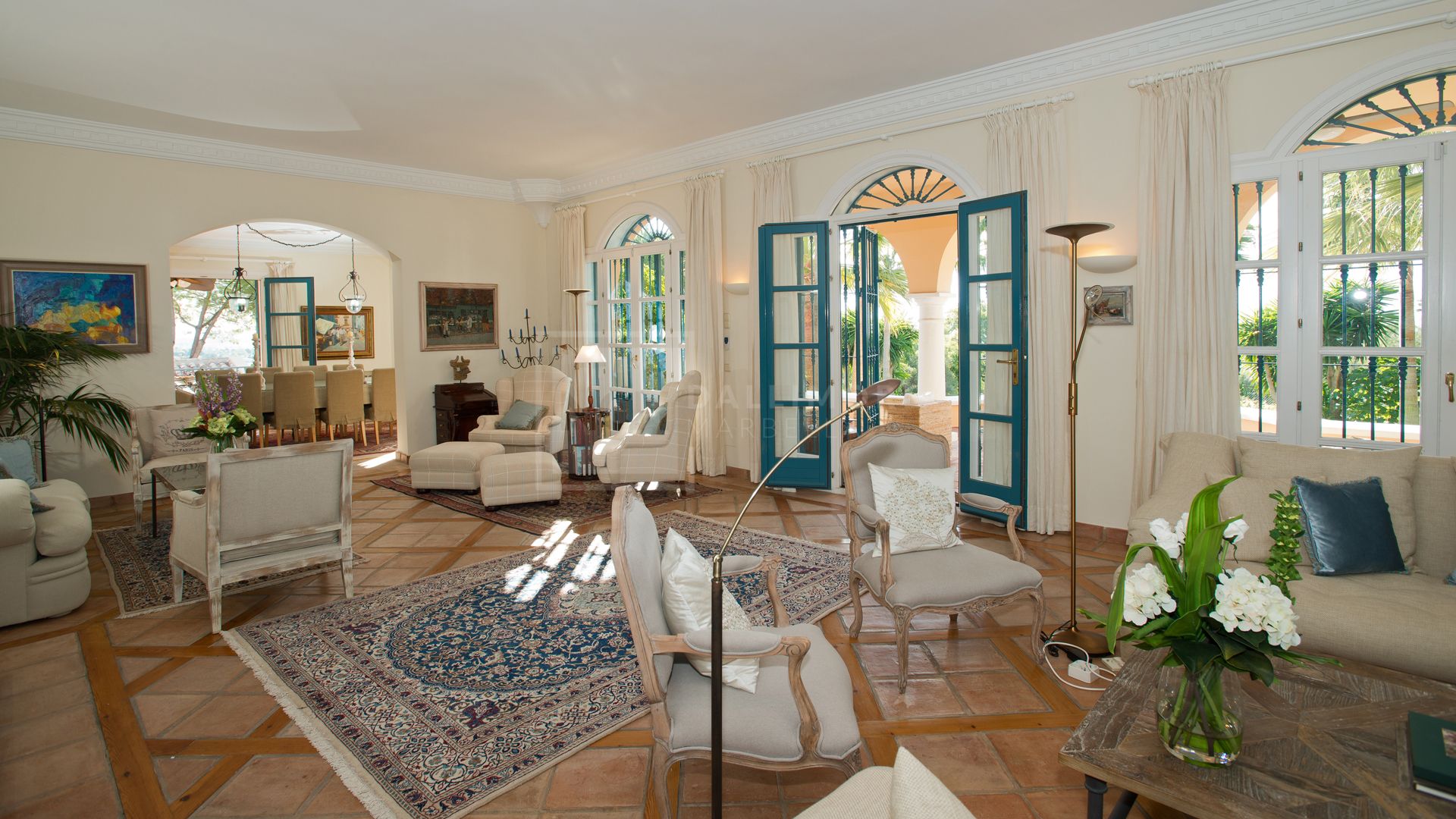 CLASSIC 10 BEDROOM VILLA IN LA QUINTA GOLF RESORT, BENAHAVIS