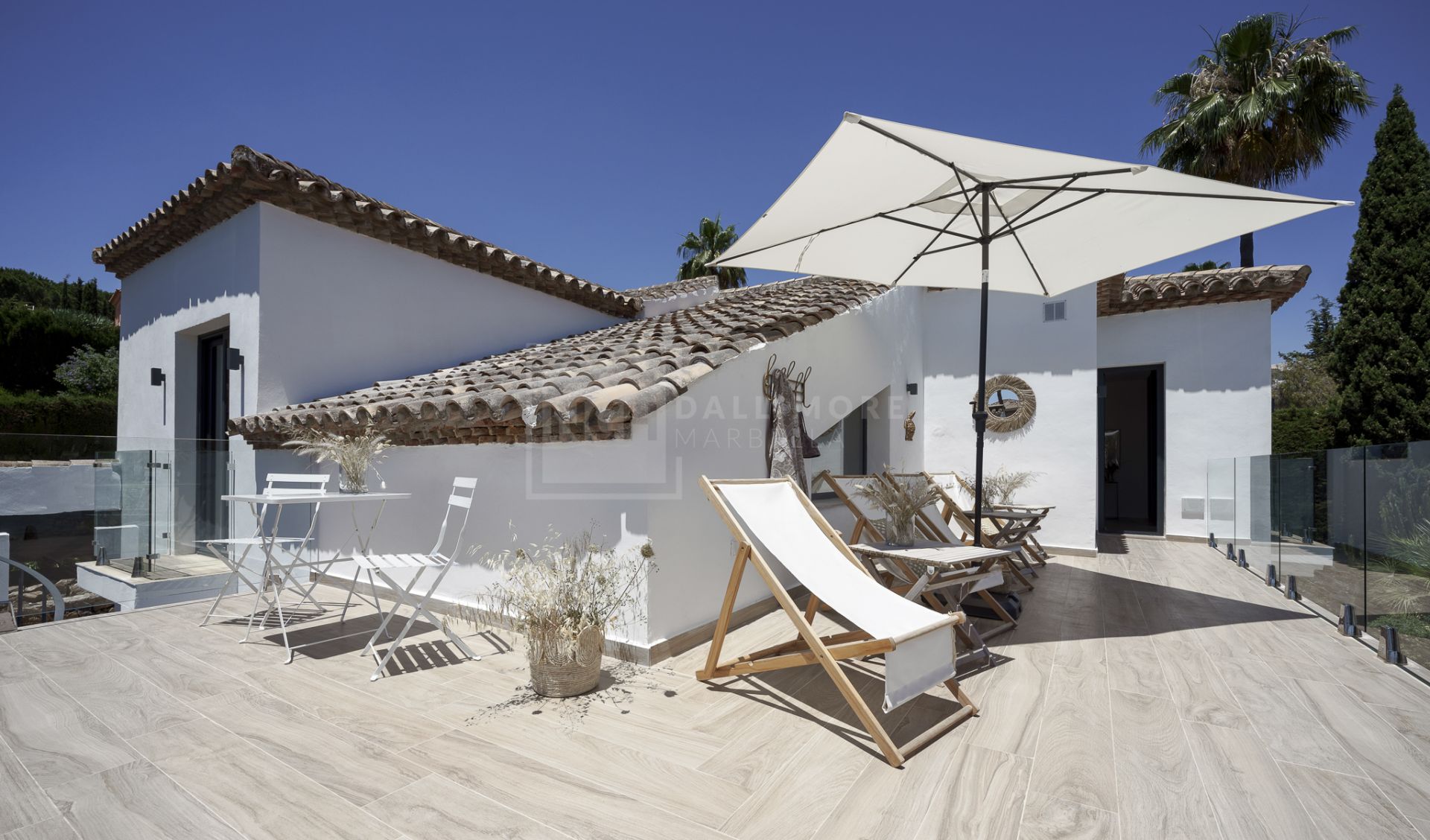 STUNNING 4-BEDROOM CONTEMPORARY VILLA NUEVA ANDALUCIA MARBELLA