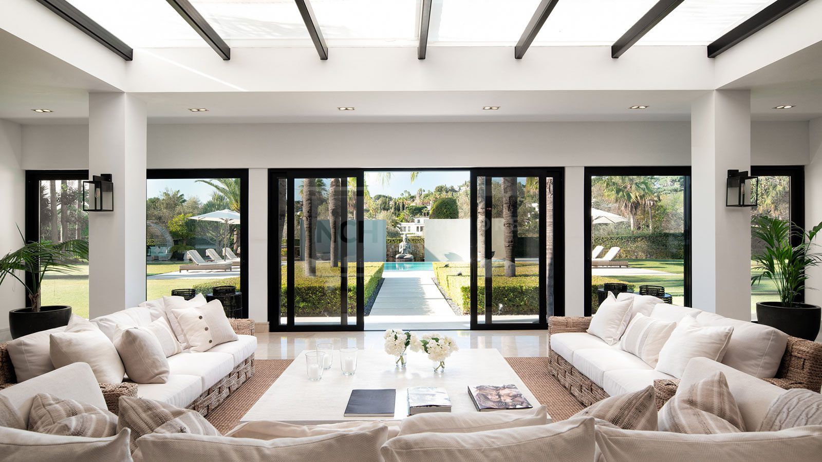 Villa en alquiler en Nueva Andalucia, Marbella